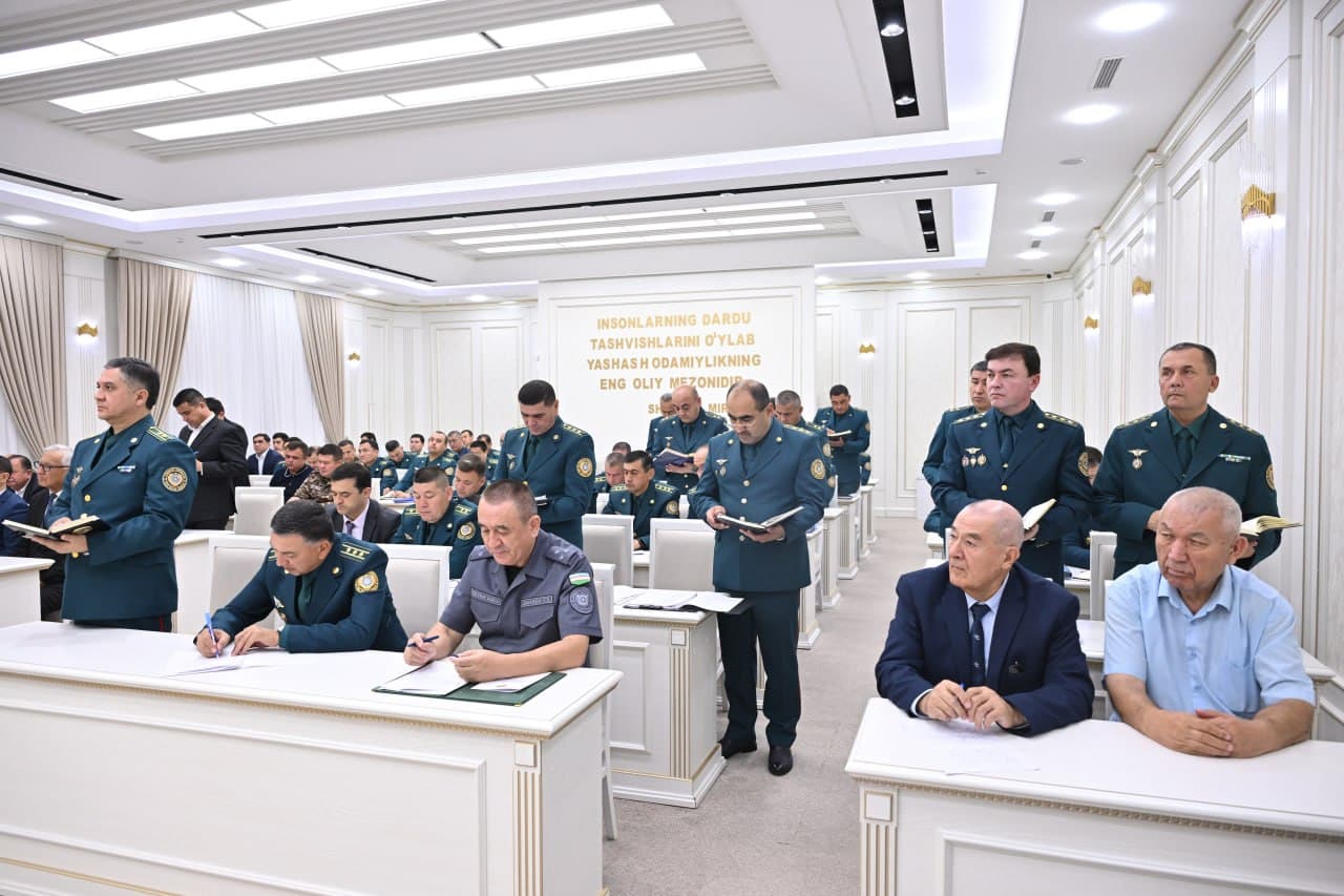 Xorazmda xalq deputatlari viloyat Kengashining navbatdan tashqari sessiyasida jamoat xavfsizligi va ichki ishlar organlari oldidagi ustuvor vazifalar muhokama qilindi