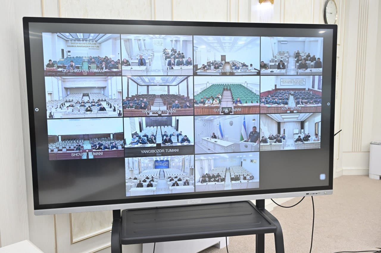 Xorazmda xalq deputatlari viloyat Kengashining navbatdan tashqari sessiyasida jamoat xavfsizligi va ichki ishlar organlari oldidagi ustuvor vazifalar muhokama qilindi