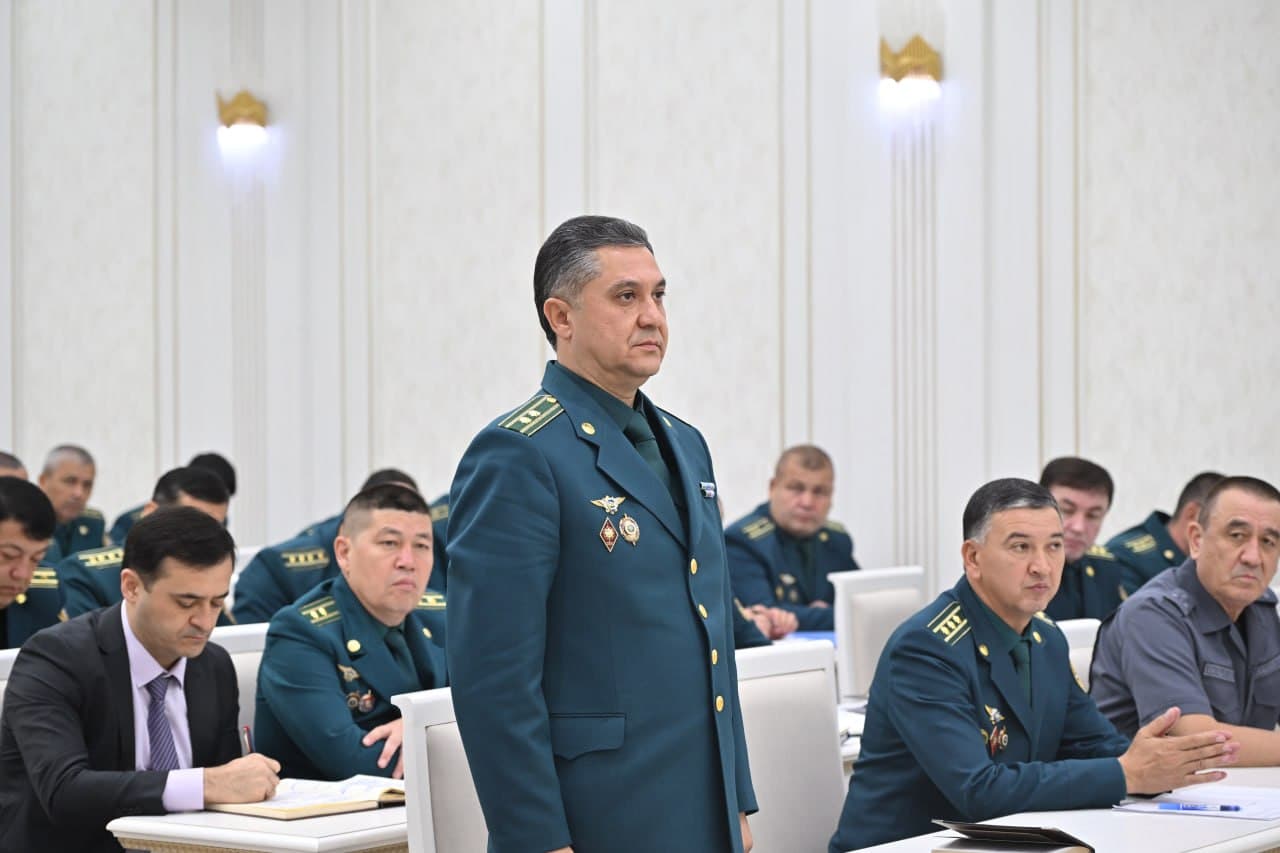 Xorazmda xalq deputatlari viloyat Kengashining navbatdan tashqari sessiyasida jamoat xavfsizligi va ichki ishlar organlari oldidagi ustuvor vazifalar muhokama qilindi