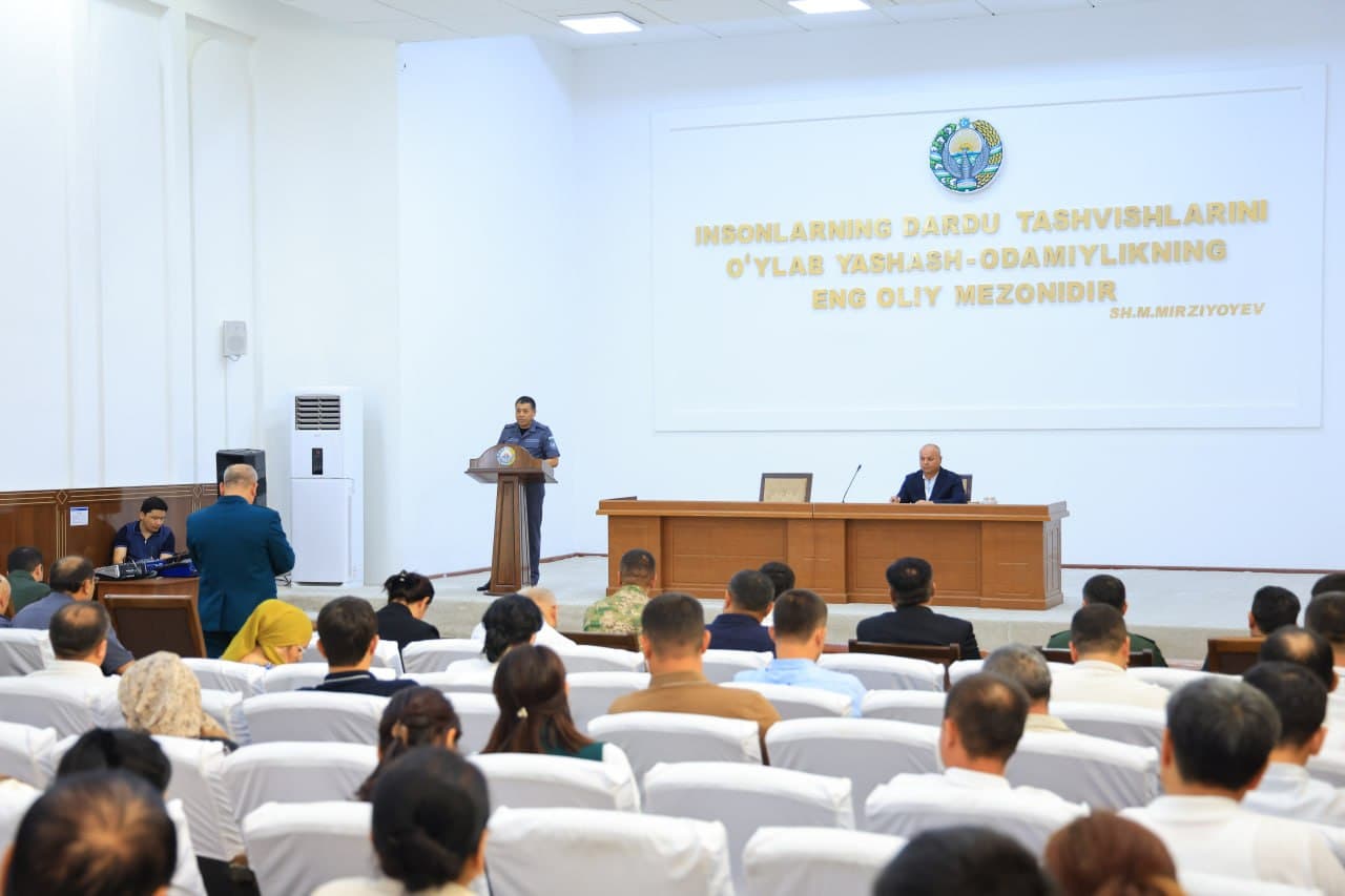 Namangan viloyatining Toʻraqoʻrgʻon va Norin tumanlarida jinoyatchilikni jilovlash va xavfsiz muhitni taʼminlash borasidagi ishlar tahlil qilindi