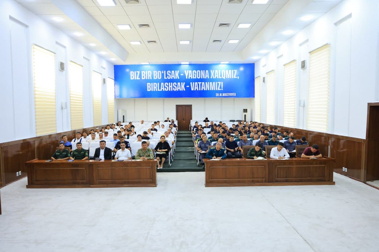 Namangan viloyatining Toʻraqoʻrgʻon va Norin tumanlarida jinoyatchilikni jilovlash va xavfsiz muhitni taʼminlash borasidagi ishlar tahlil qilindi