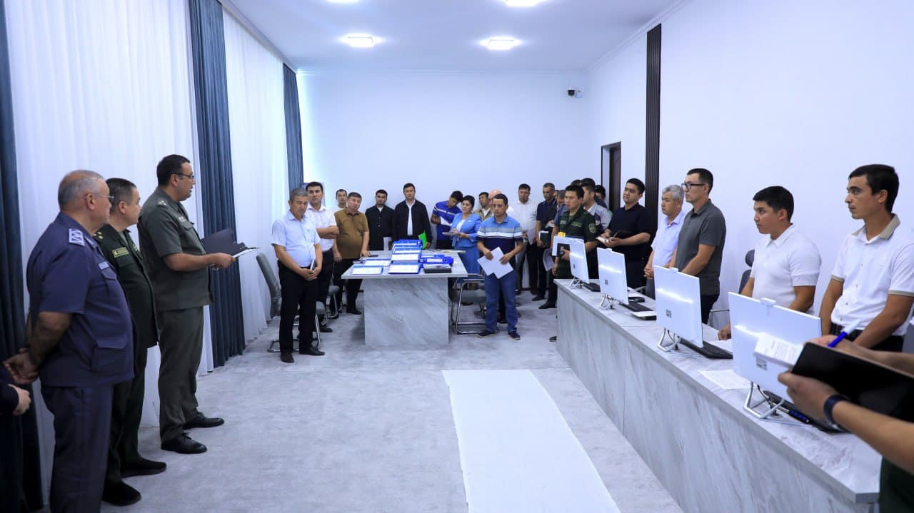 A review of employment and poverty reduction efforts in the Jizzakh region is conducted