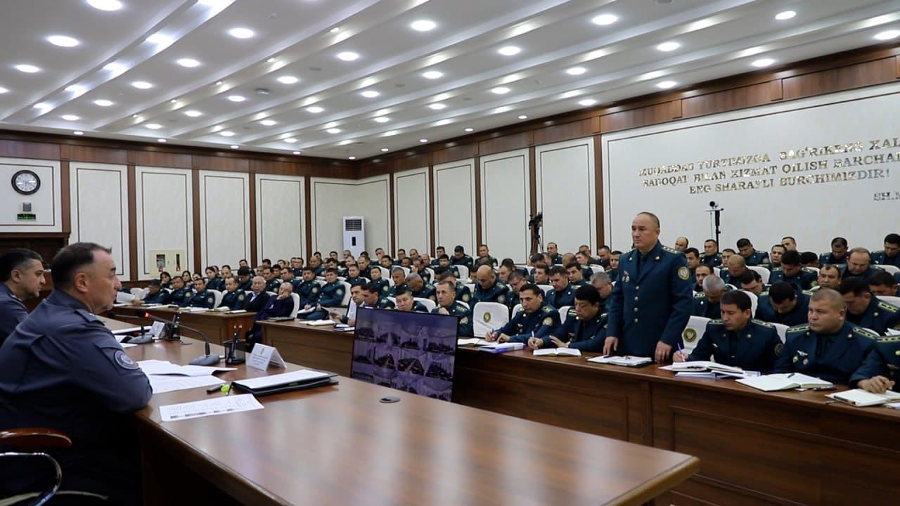 IIV rahbariyati tomonidan Xorazm viloyati Ichki ishlar boshqarmasida joriy yilning 9 oyi davomida amalga oshirilgan ishlar sarhisobi va kelgusidagi ustuvor vazifalar muhokamasiga bagʻishlangan kengaytirilgan hisobot yigʻilishi boʻlib oʻtdi