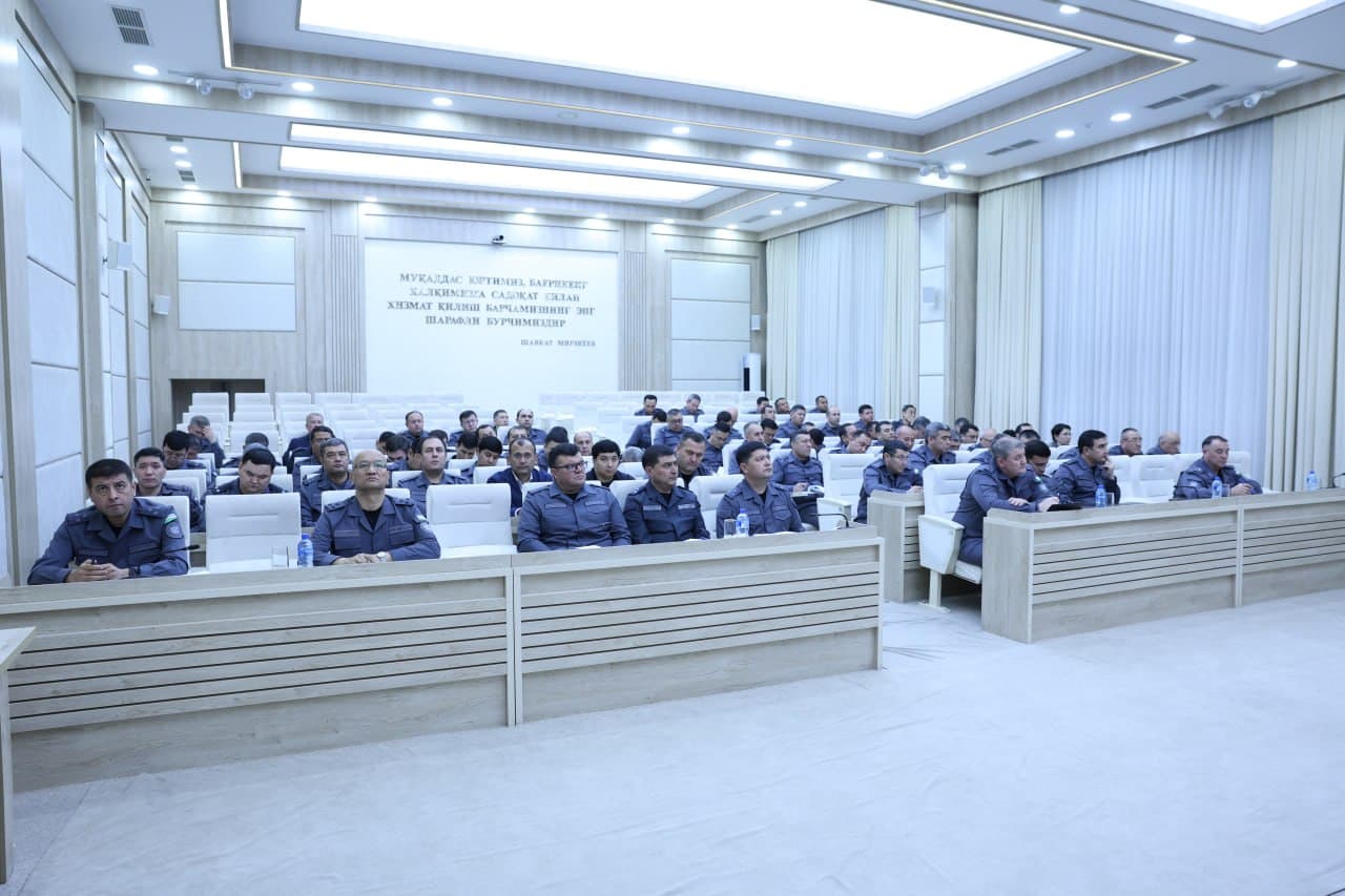 Hududlarda xavfsizlik va barqarorlikni taʼminlash hamda kiberjinoyatlarga qarshi kurashish borasidagi ustuvor vazifalar muhokama qilindi