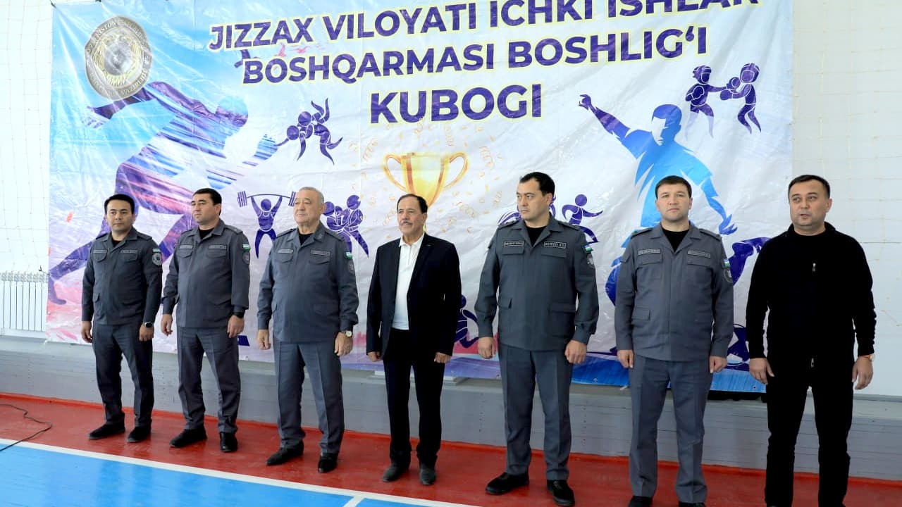 Jizzax va Sirdaryo viloyatlari jurnalist ayollari voleybol maydonida kuch sinashdi
