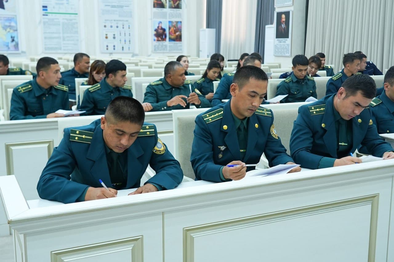 В Фергане прошел семинар-тренинг для инспекторов профилактики по работе с несовершеннолетними