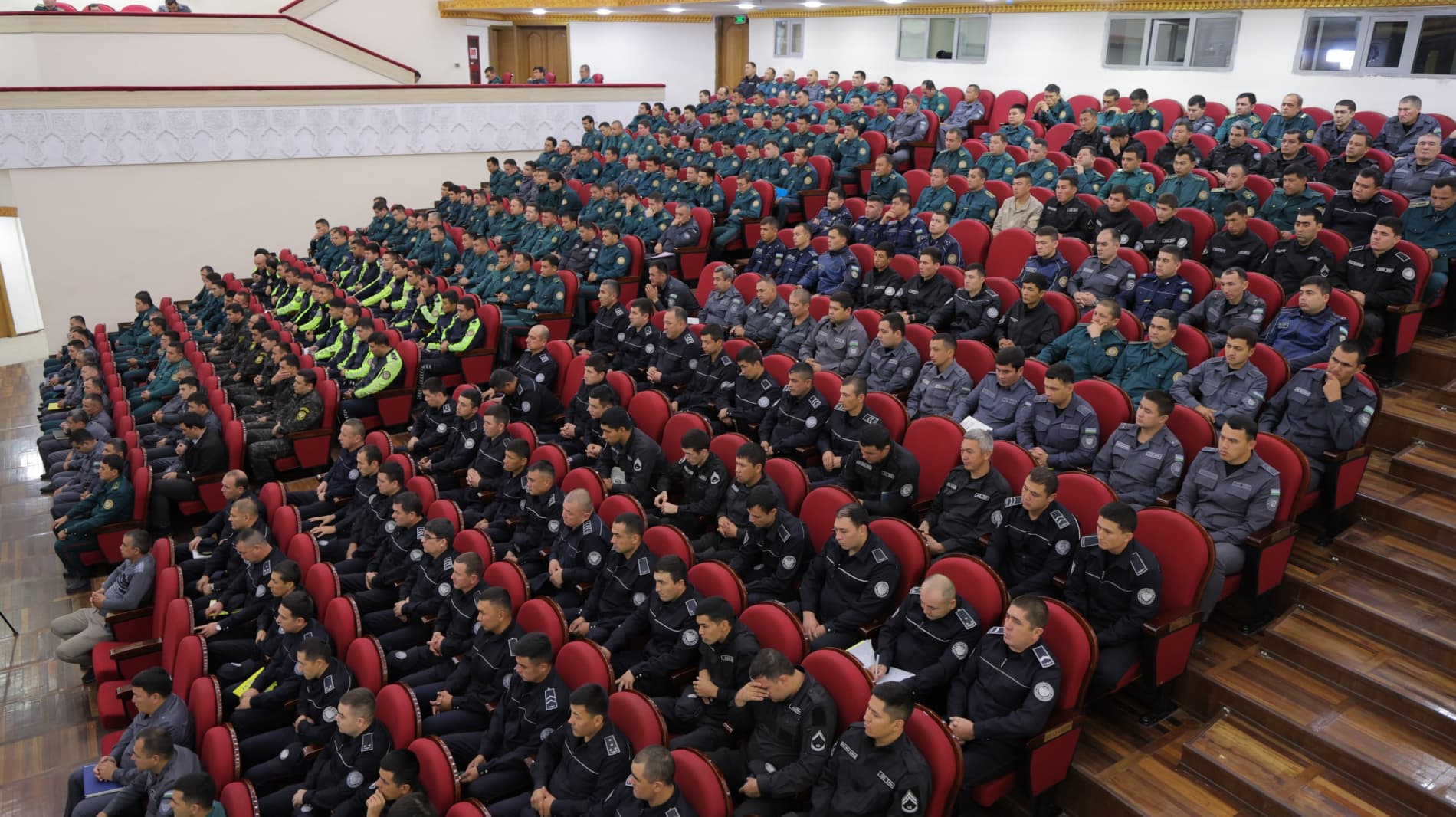 21-oktyabr — Oʻzbek tili bayrami munosabati bilan Sirdaryo viloyati Musiqali drama teatrida Sirdaryo viloyati ichki ishlar organlari xodimlari ishtirokida maʼnaviy-maʼrifiy tadbir oʻtkazildi