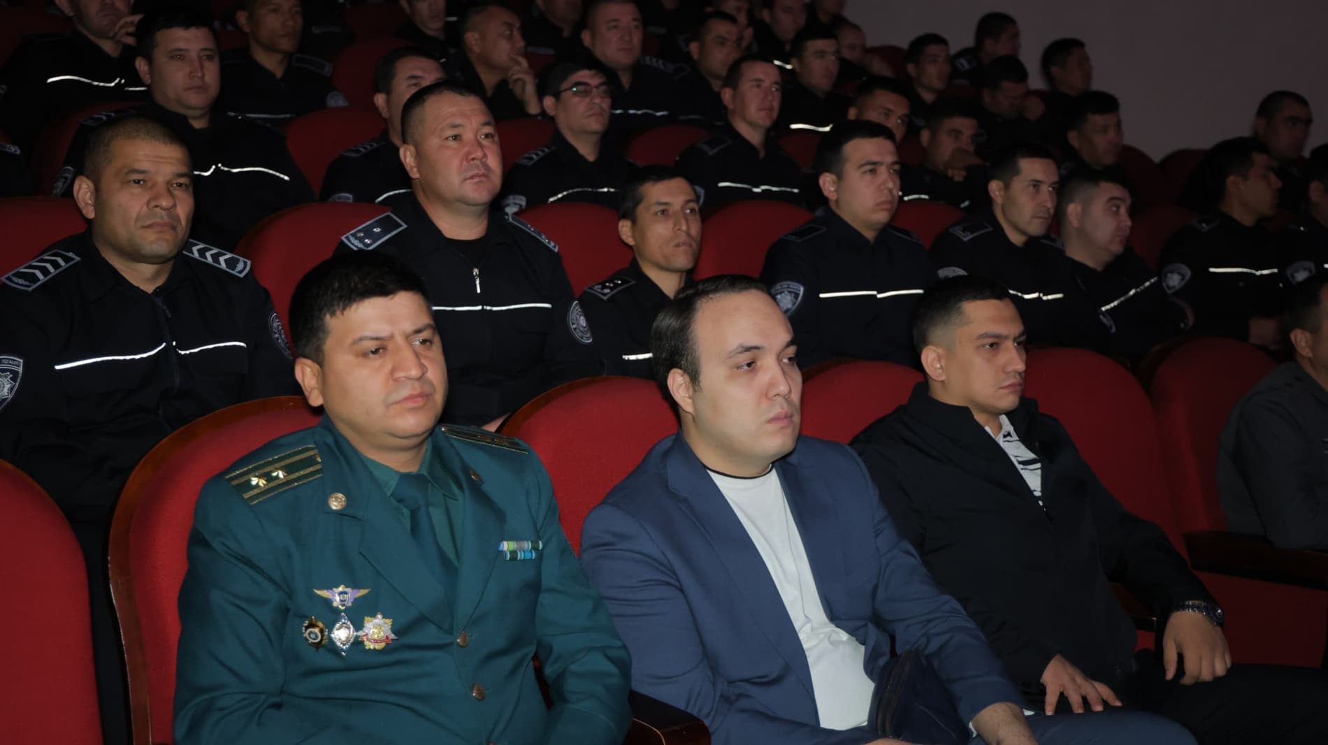 21-oktyabr — Oʻzbek tili bayrami munosabati bilan Sirdaryo viloyati Musiqali drama teatrida Sirdaryo viloyati ichki ishlar organlari xodimlari ishtirokida maʼnaviy-maʼrifiy tadbir oʻtkazildi