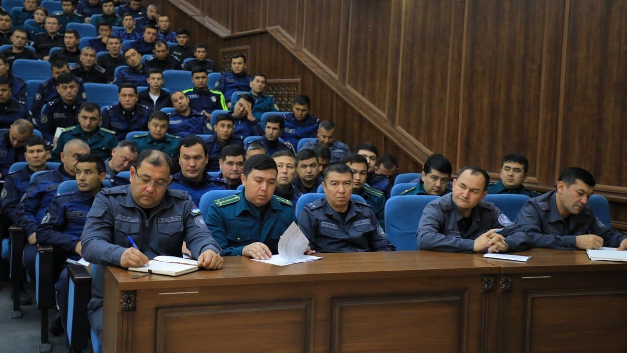 ИИВ ходимлари учун киберхавфсизлик ва хизмат интизоми бўйича ўқув семинари ўтказилди