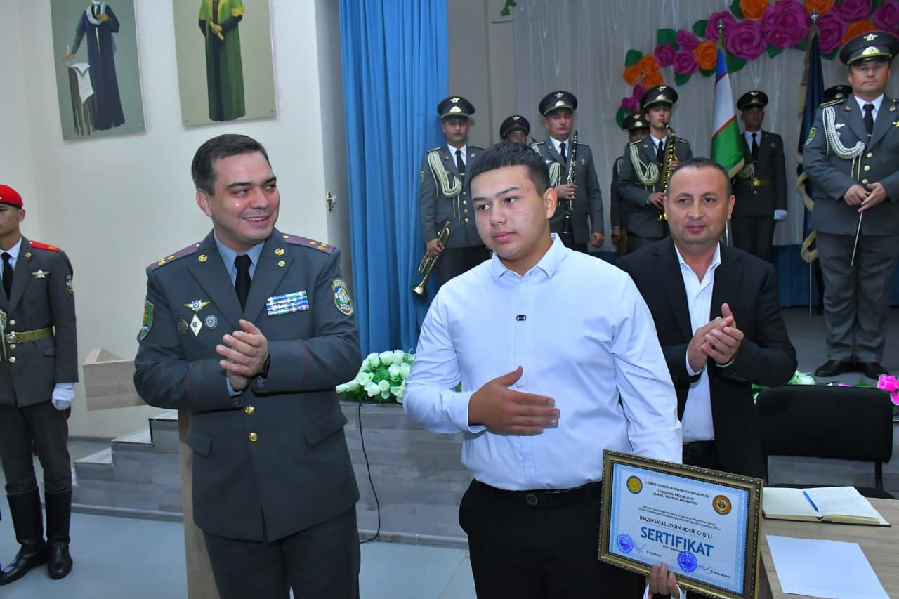 Navoiylik maktab o‘quvchilariga yuksak ishonch bildirildi