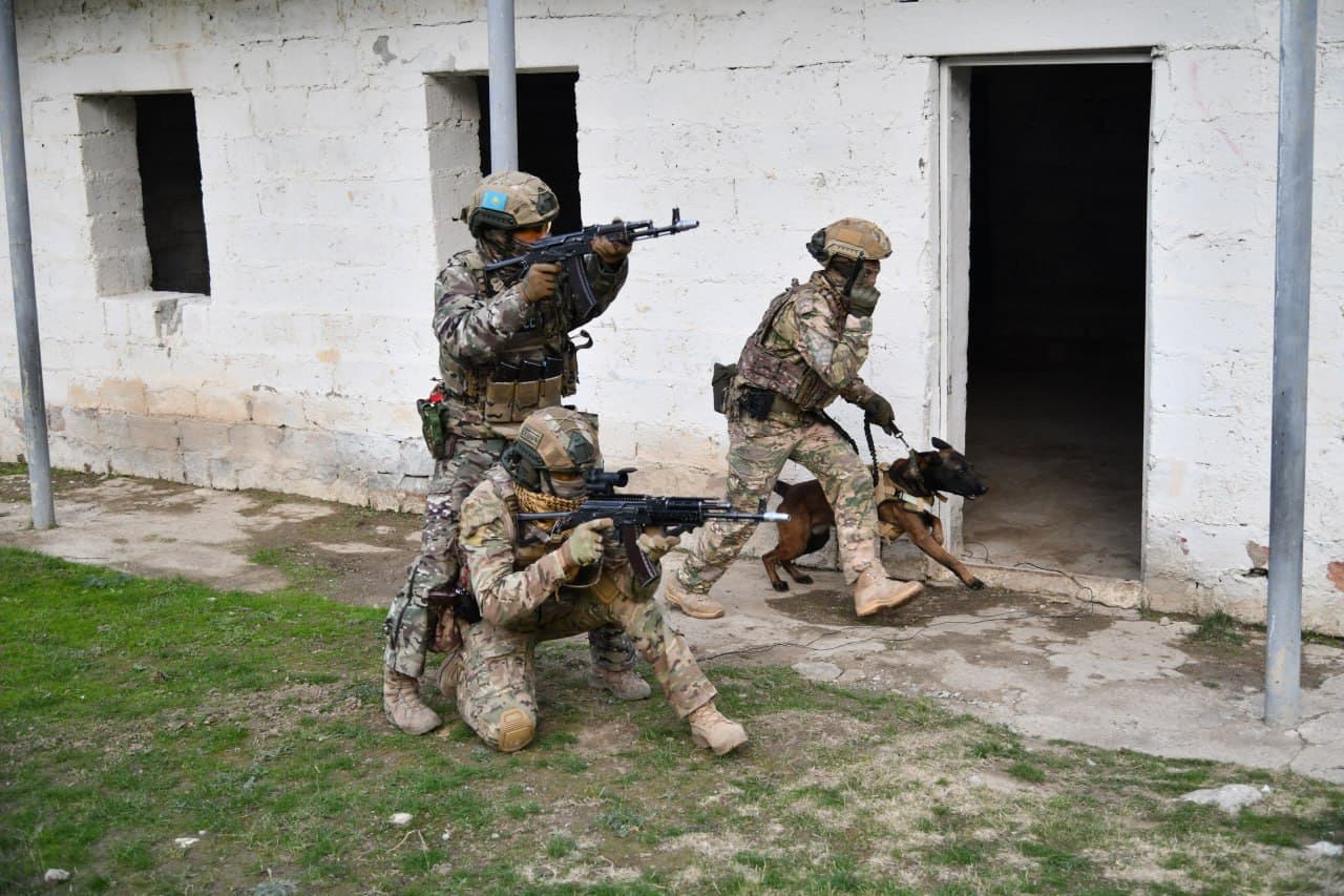 “Forish” tog‘ poligonida hamkorlikdagi “Hanjar-2024” maxsus-taktik o‘quv mashg‘ulotlari o‘z nihoyasiga yetdi