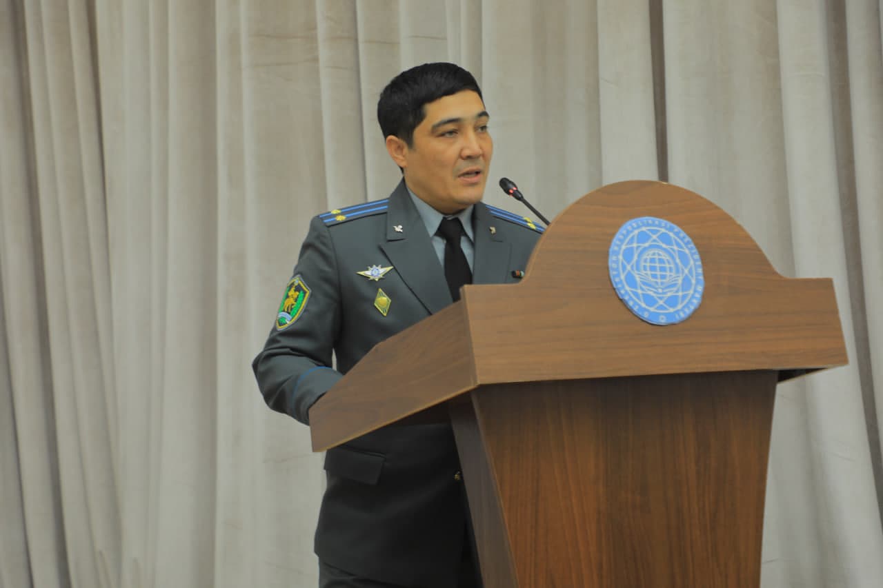 Nukus shahridagi Prezident maktabida “Harbiylar va yoshlar uchrashuvi” bo‘lib o‘tdi