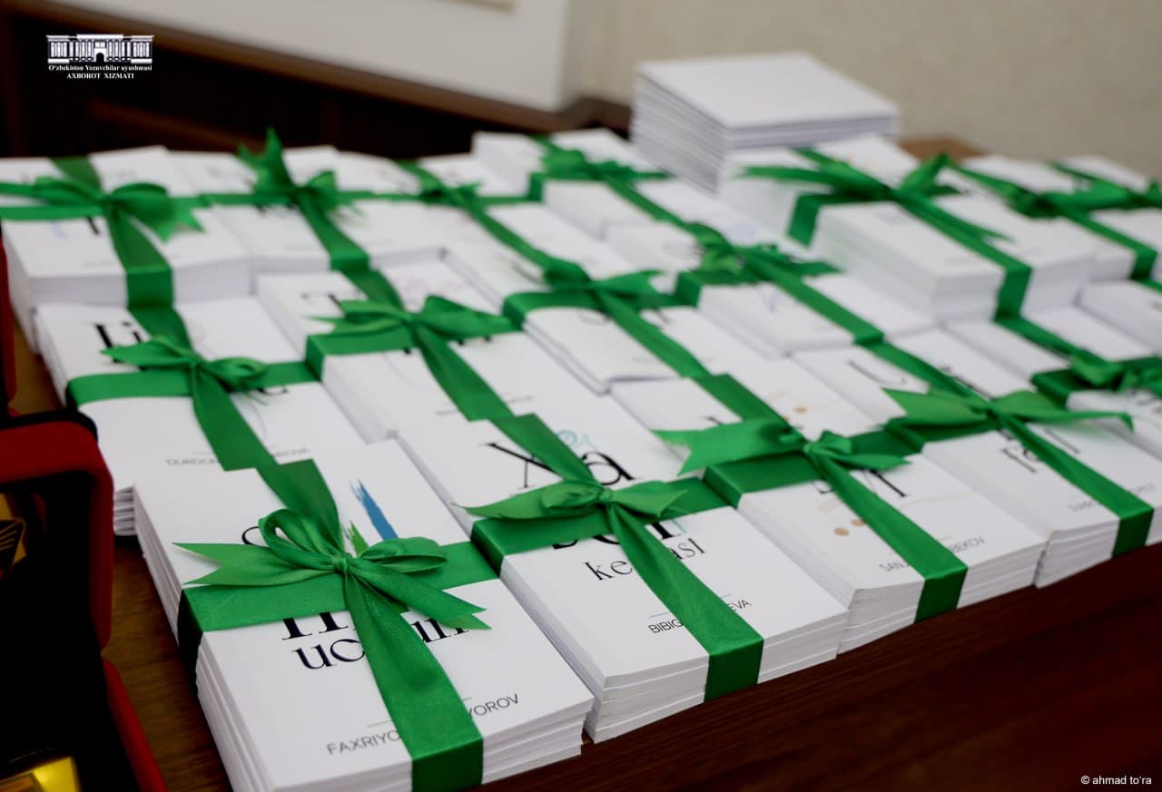 Hamkasbimiz – Oʻzbekiston Yozuvchilar uyushmasi aʼzosi!