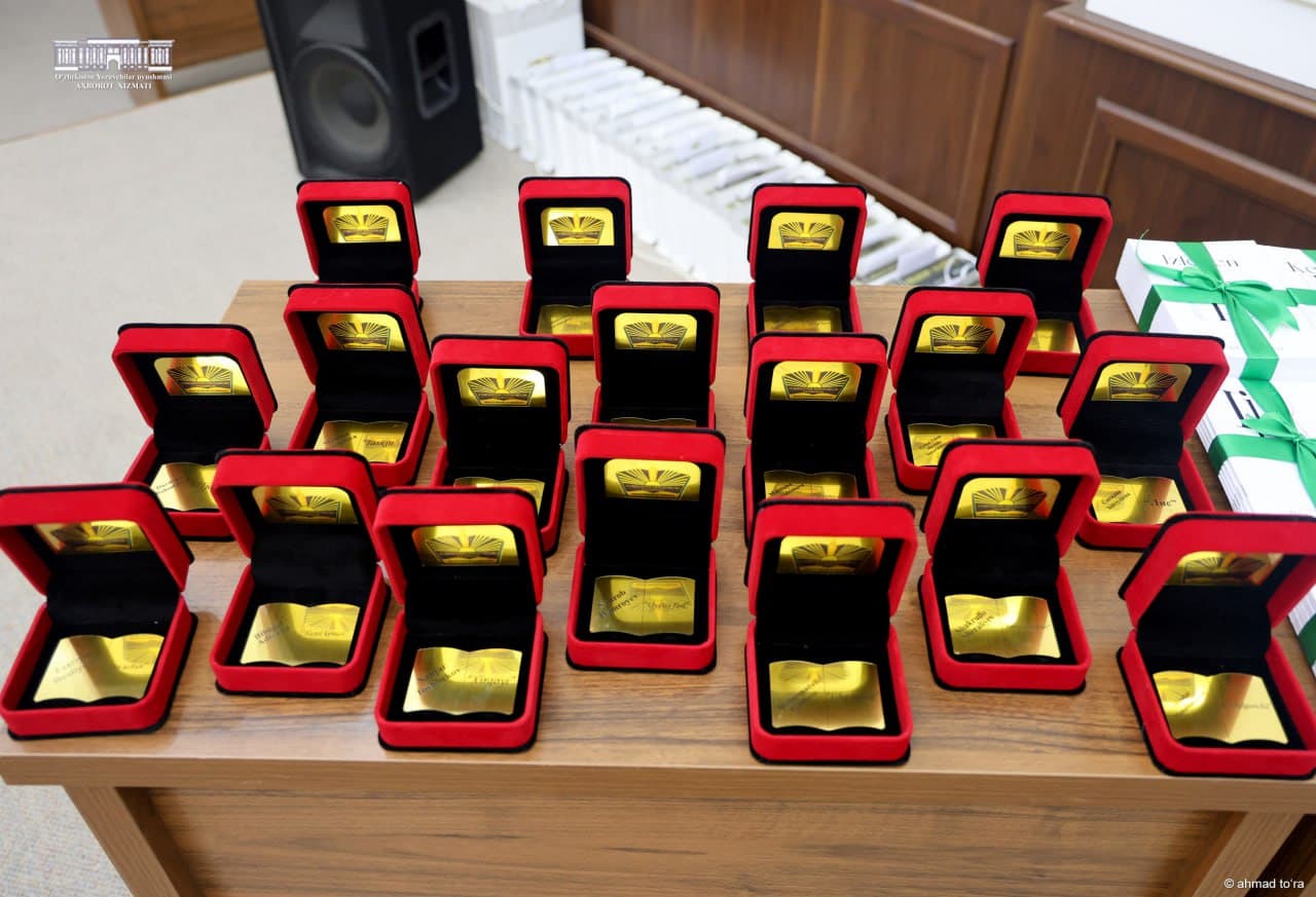 Hamkasbimiz – Oʻzbekiston Yozuvchilar uyushmasi aʼzosi!