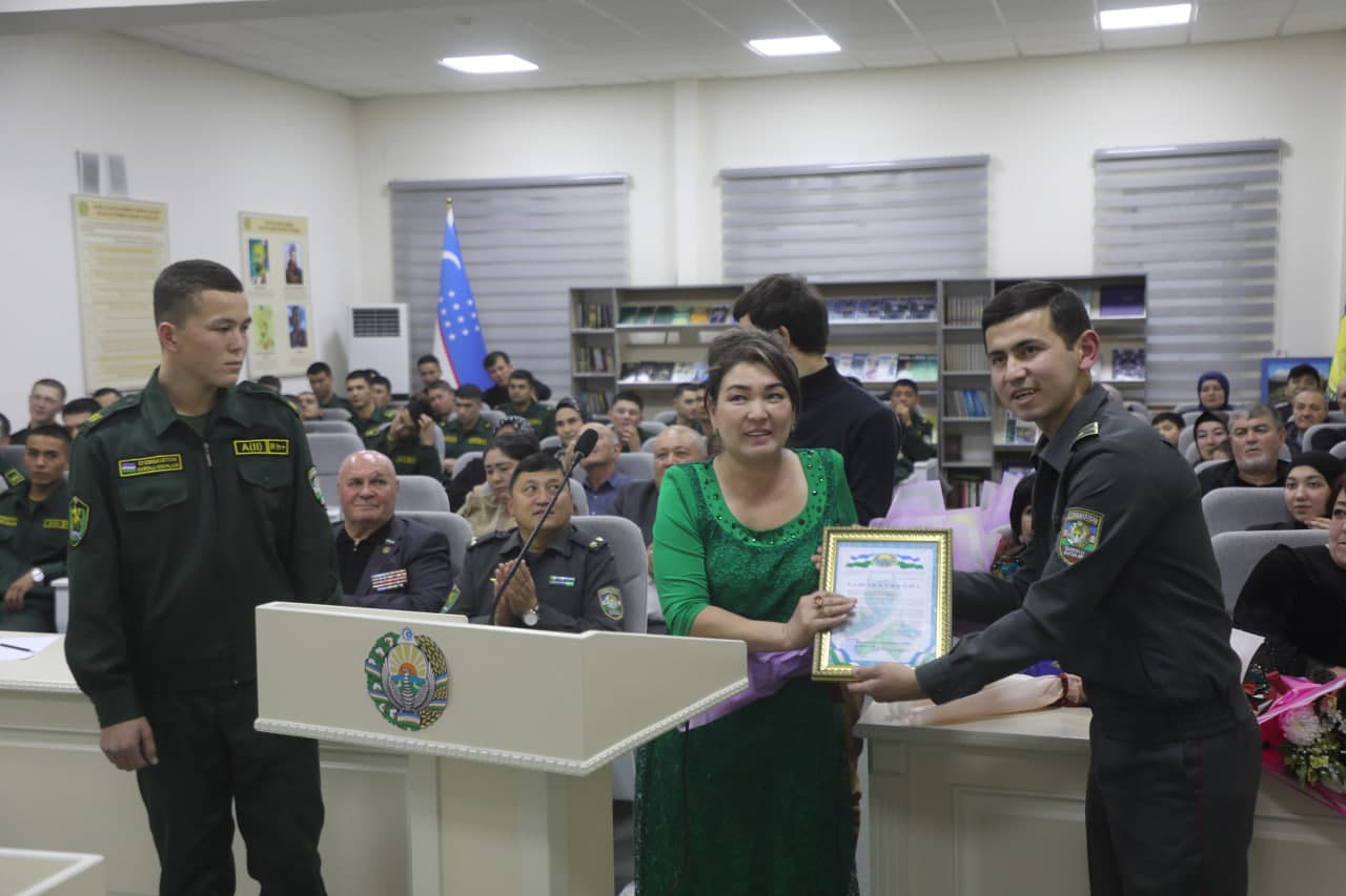 Askar ota-onalarini sharaflaymiz