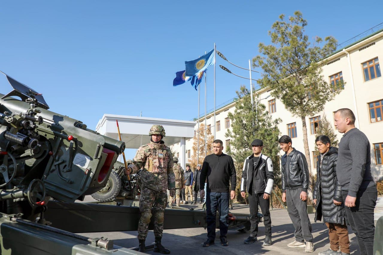 “Chaqiriluvchilar kuni” loyihasi doirasida harbiy-vatanparvarlik tadbiri bo‘lib o‘tdi