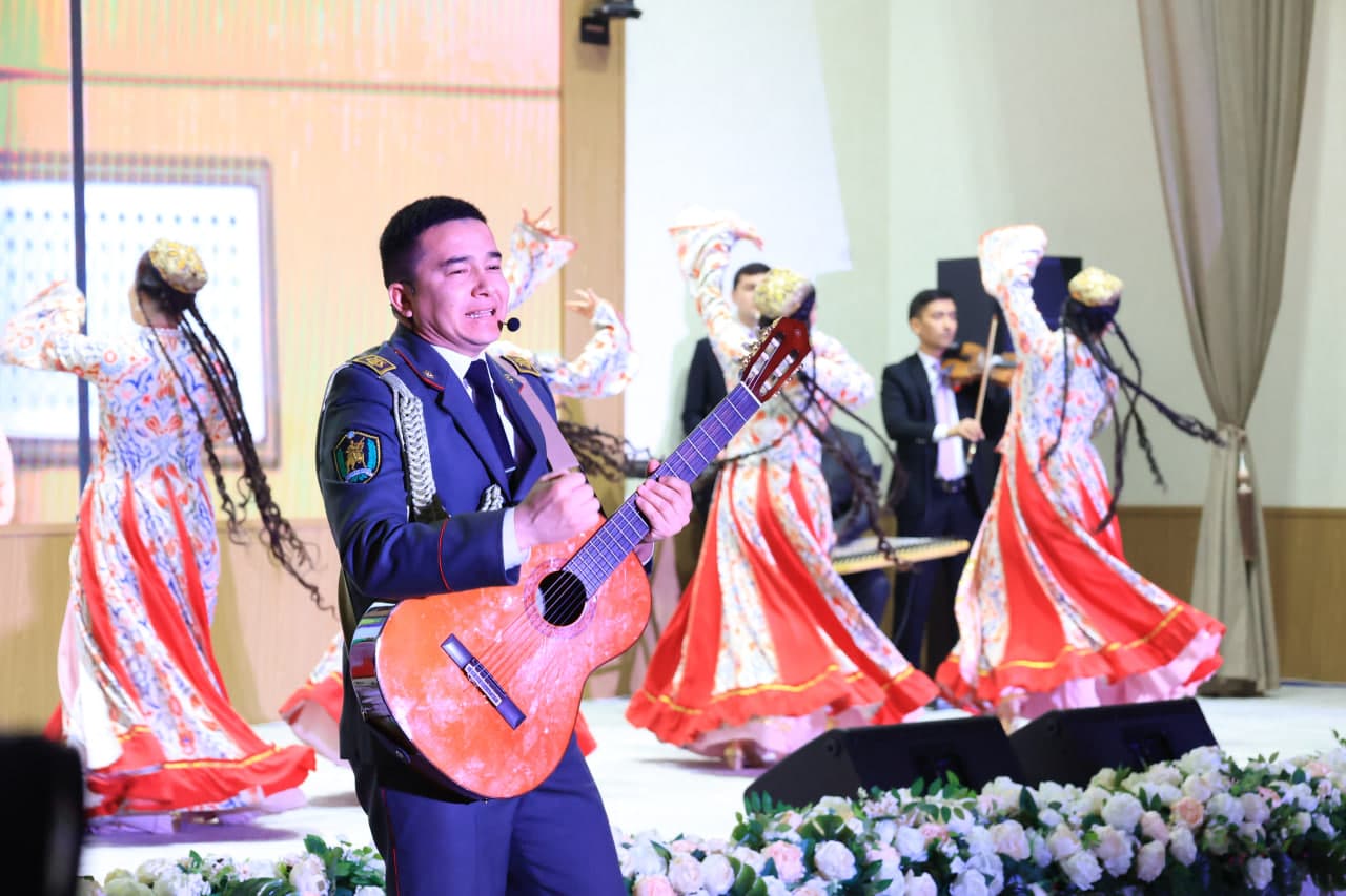 В центральном аппарате Министерства обороны состоялось праздничное мероприятие