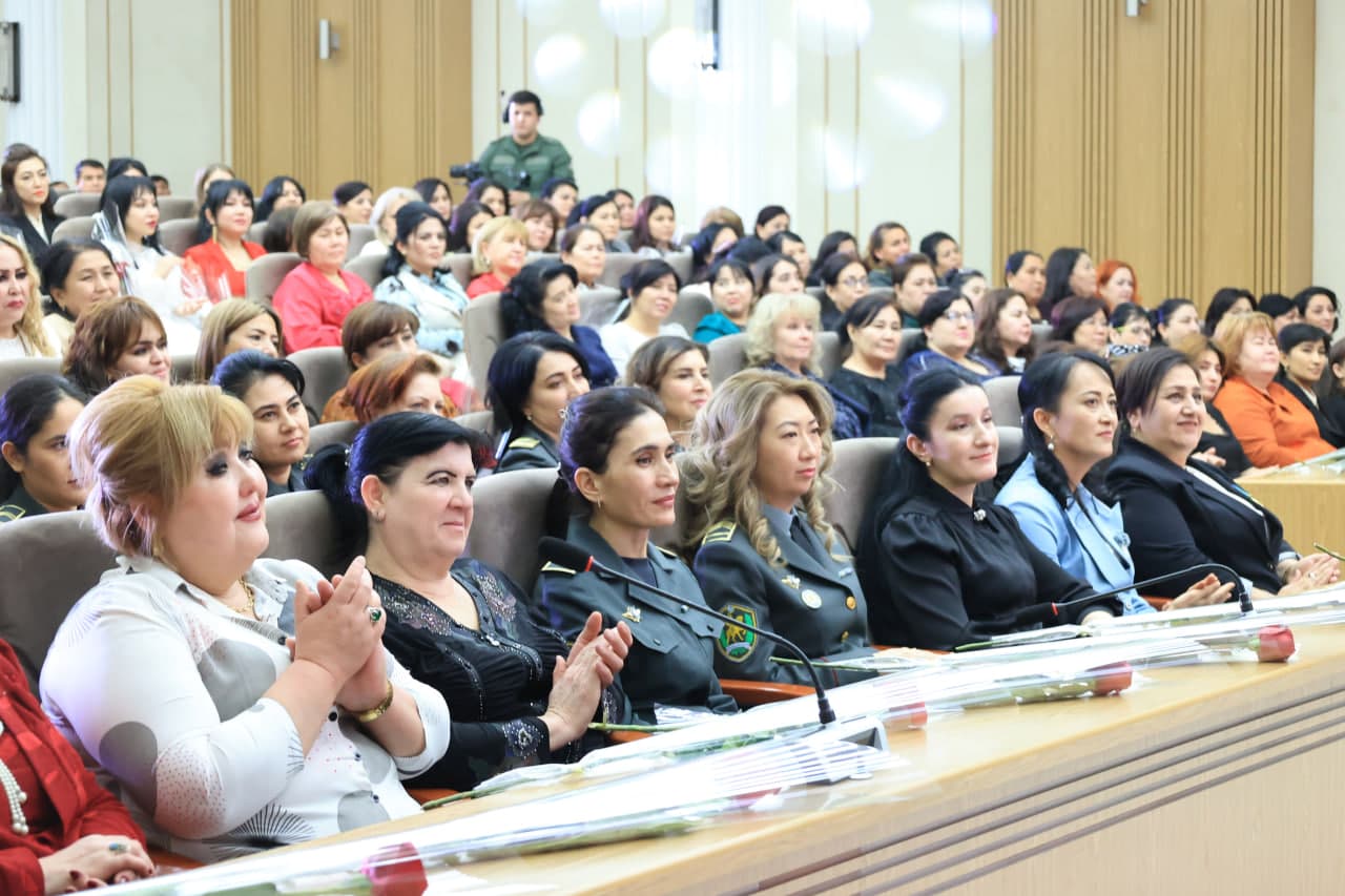 В центральном аппарате Министерства обороны состоялось праздничное мероприятие