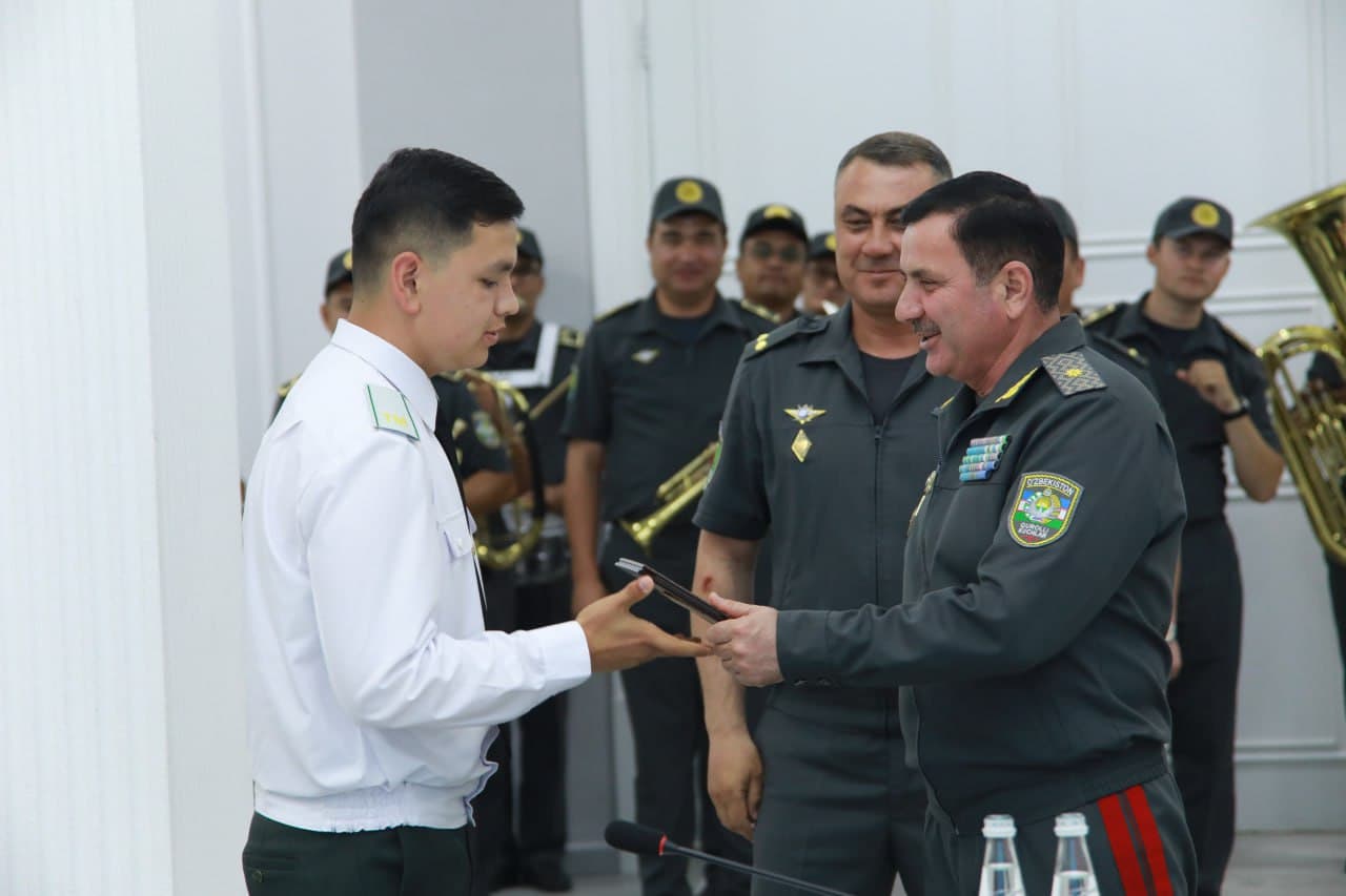 Harbiy xizmatchilarning farzandlariga imtiyozli tavsiyanomalar topshirildi