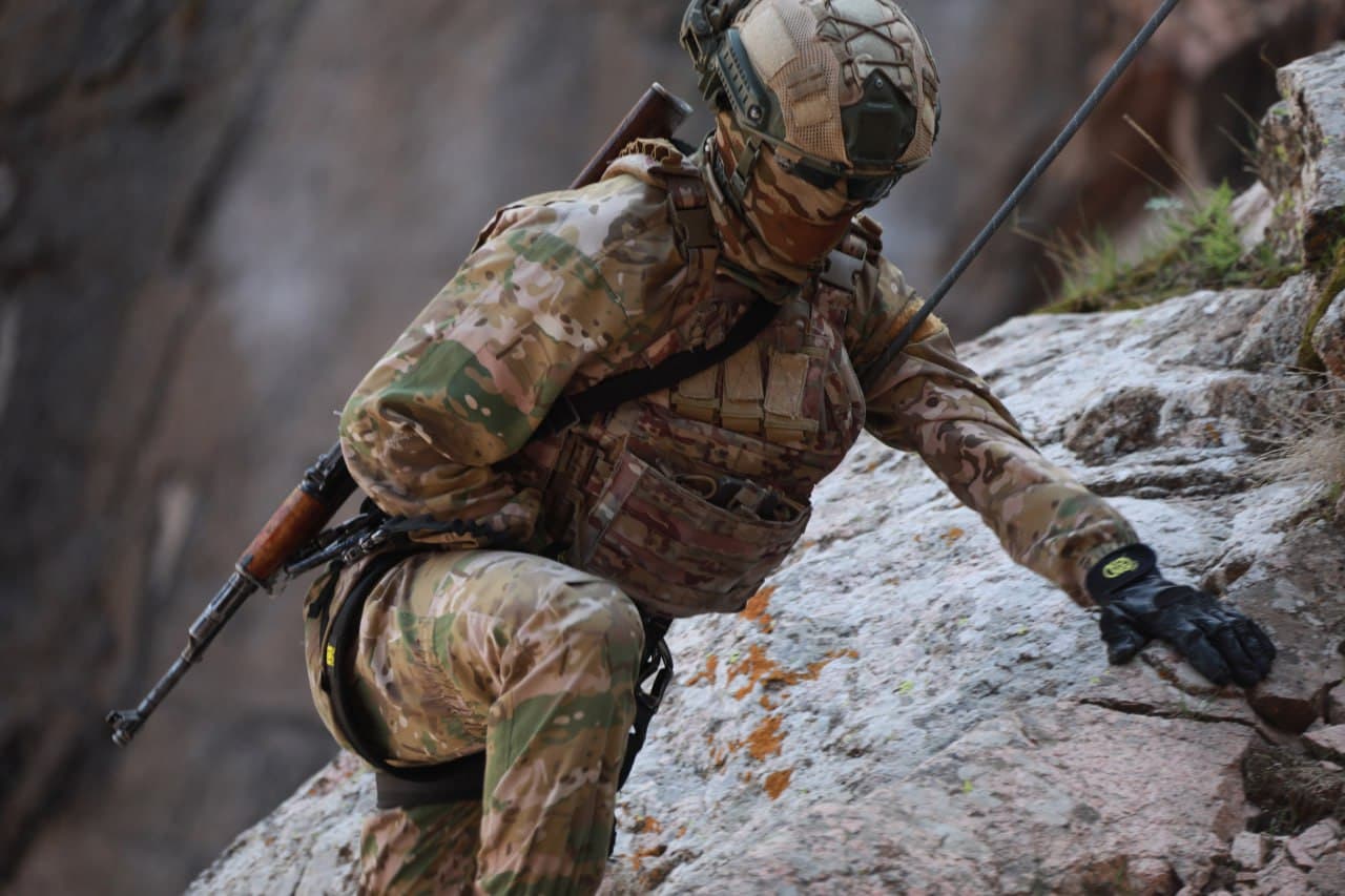 Vatan himoyachilari tog‘ qoyalarida ham saf tortgan