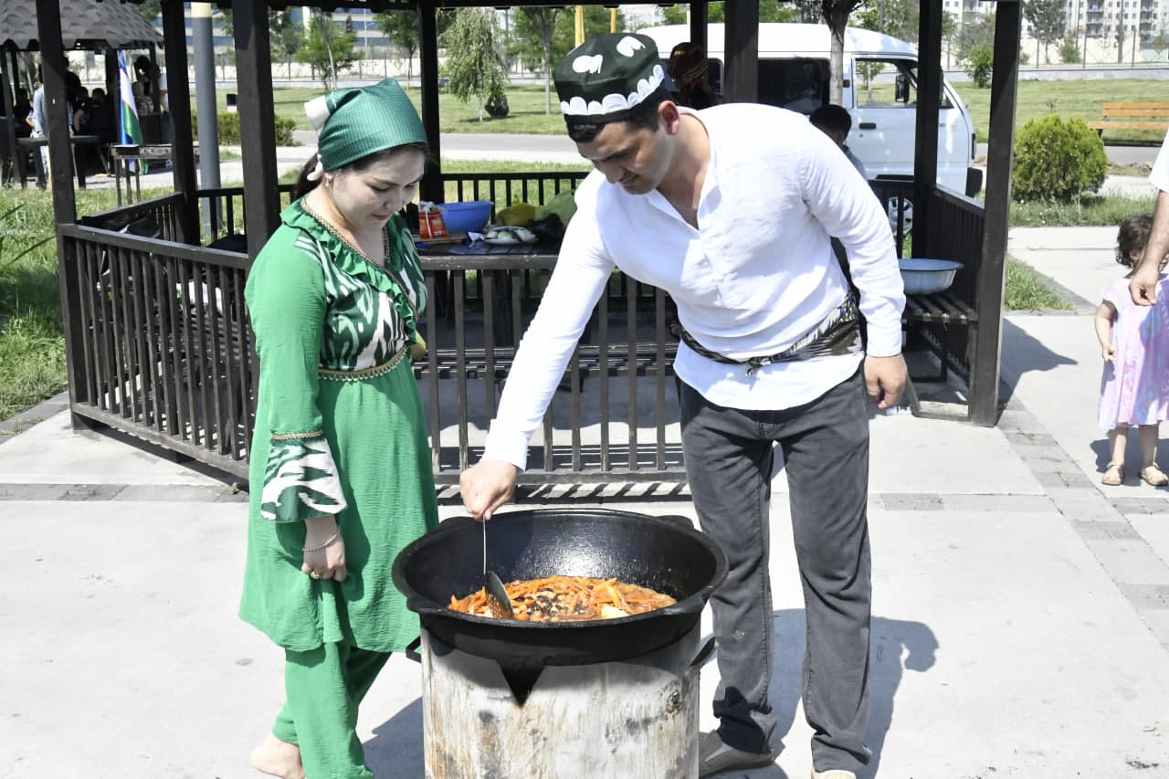 “Chaqmoq trening” va “Biz kelajak bunyodkorimiz” tadbirlarida yoshlarning faolligi ortmoqda