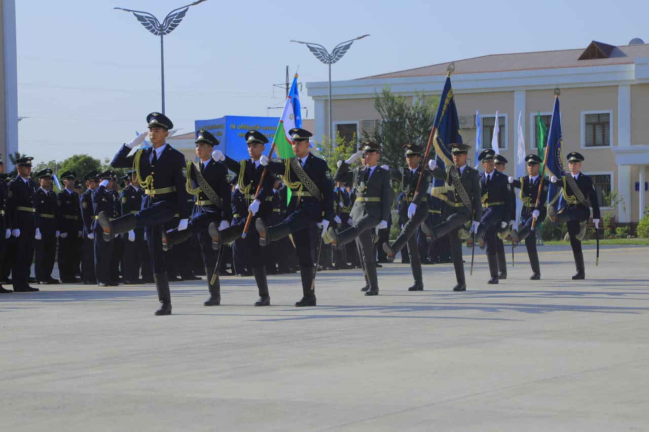 Havo sarhadlari tomon yo‘l olgan ofitserlar