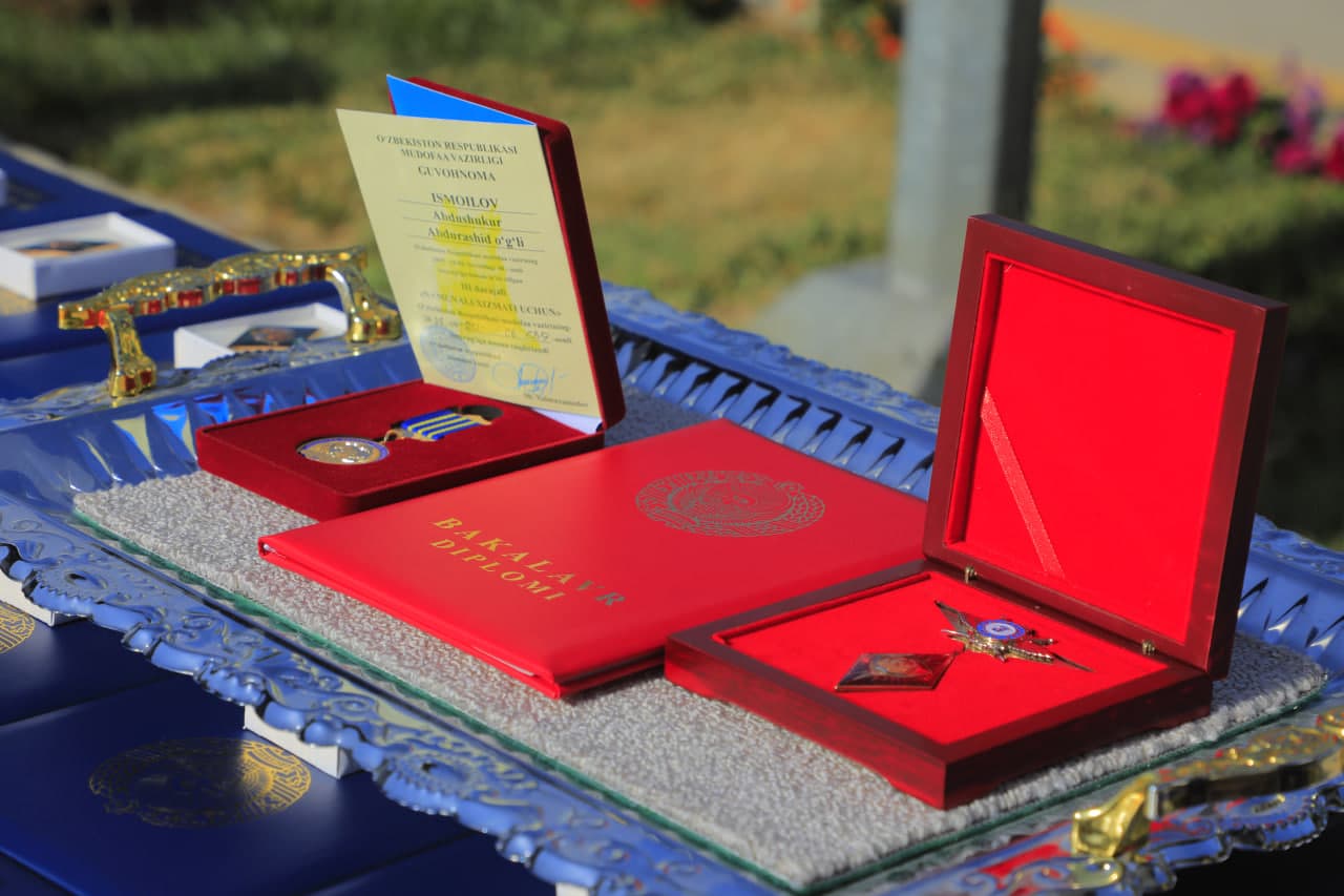 Havo sarhadlari tomon yo‘l olgan ofitserlar