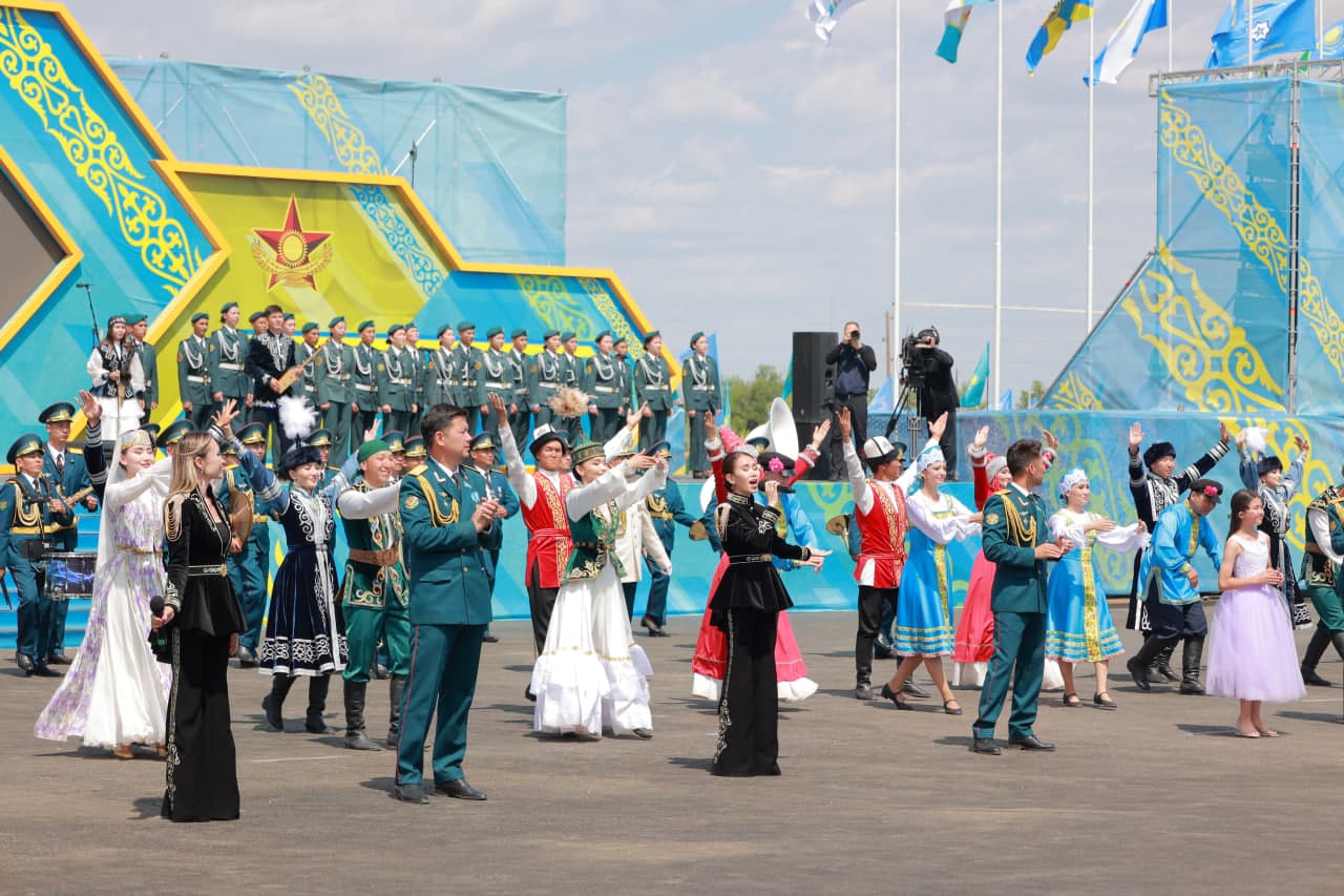 Состоялась церемония открытия XI Международного военно-патриотического сбора «Айбин»