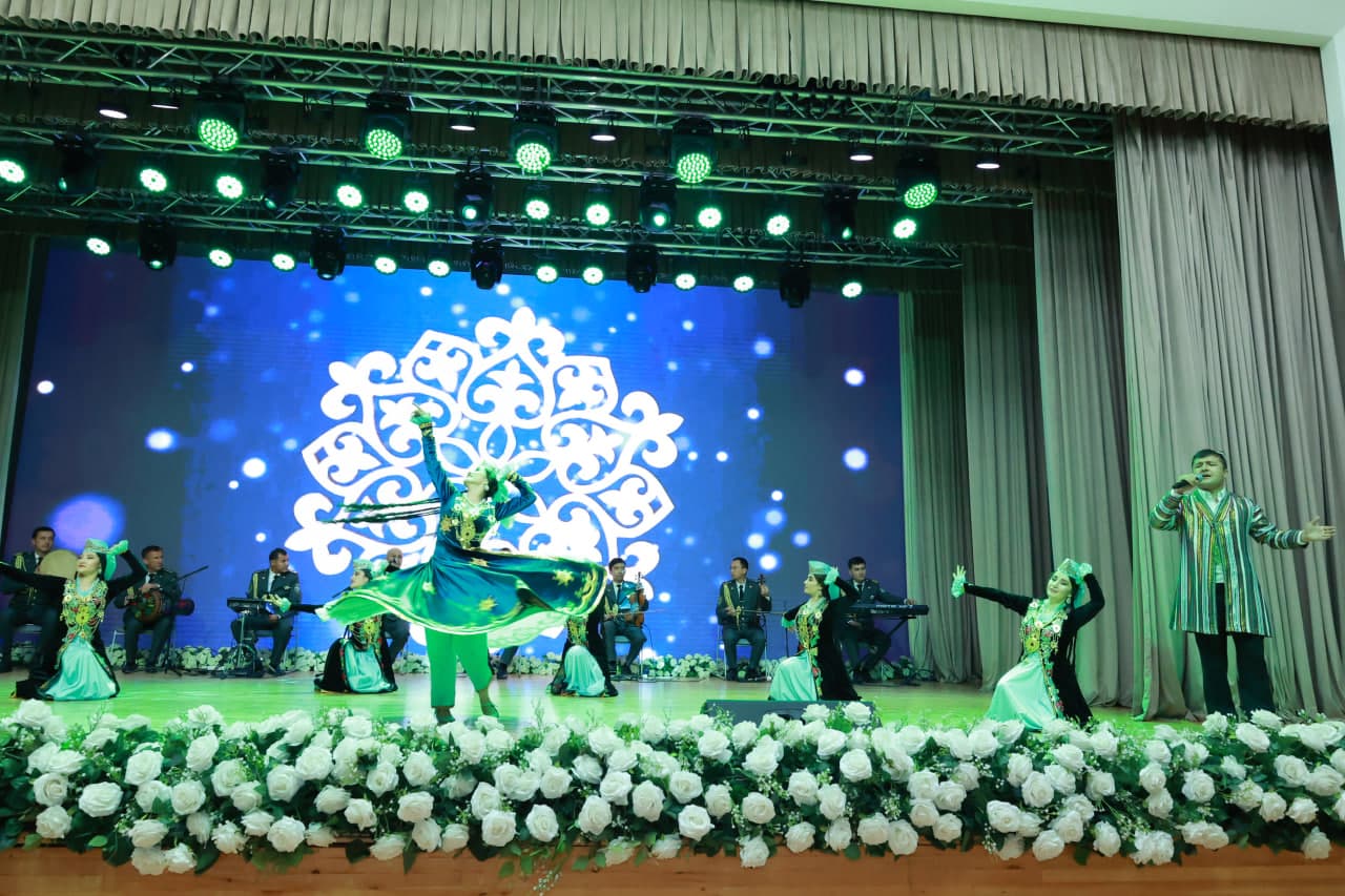 Matbuot fidoyilari — axborot frontining qahramonlari