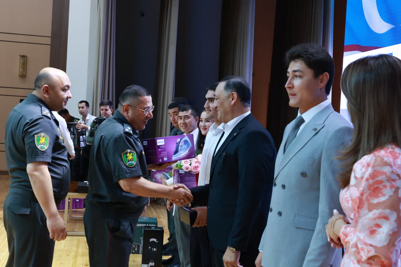 Matbuot fidoyilari — axborot frontining qahramonlari