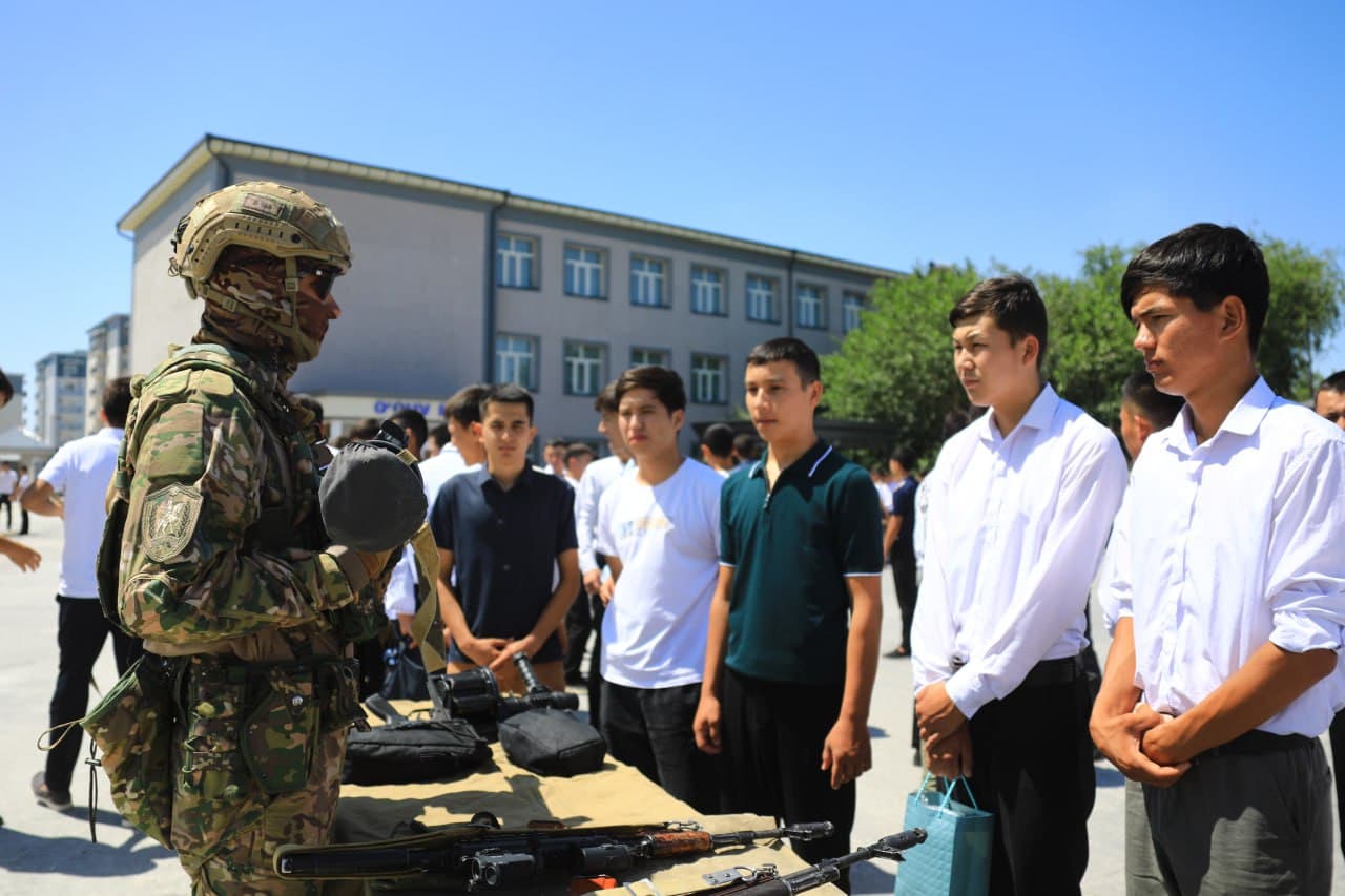 Yoshlar kuni munosabati bilan harbiy qismda "Ochiq eshiklar kuni" o‘tkazildi