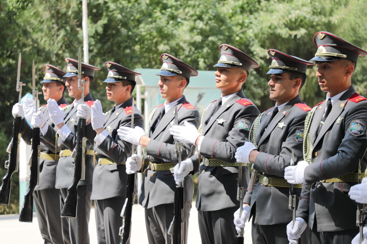 Народ и армия – едины