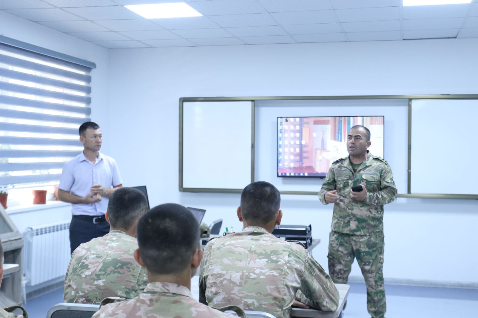 Sirdaryoda “Jasorat maktabi” o‘quv yig‘ini yakunlandi