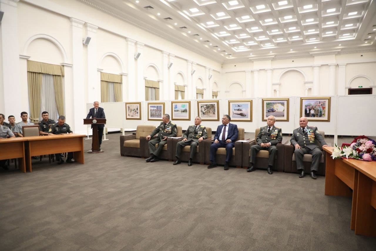 Qurolli Kuchlar akademiyasida barqaror rivojlanish masalalariga bag‘ishlangan ilmiy-amaliy davra suhbati bo‘lib o‘tdi