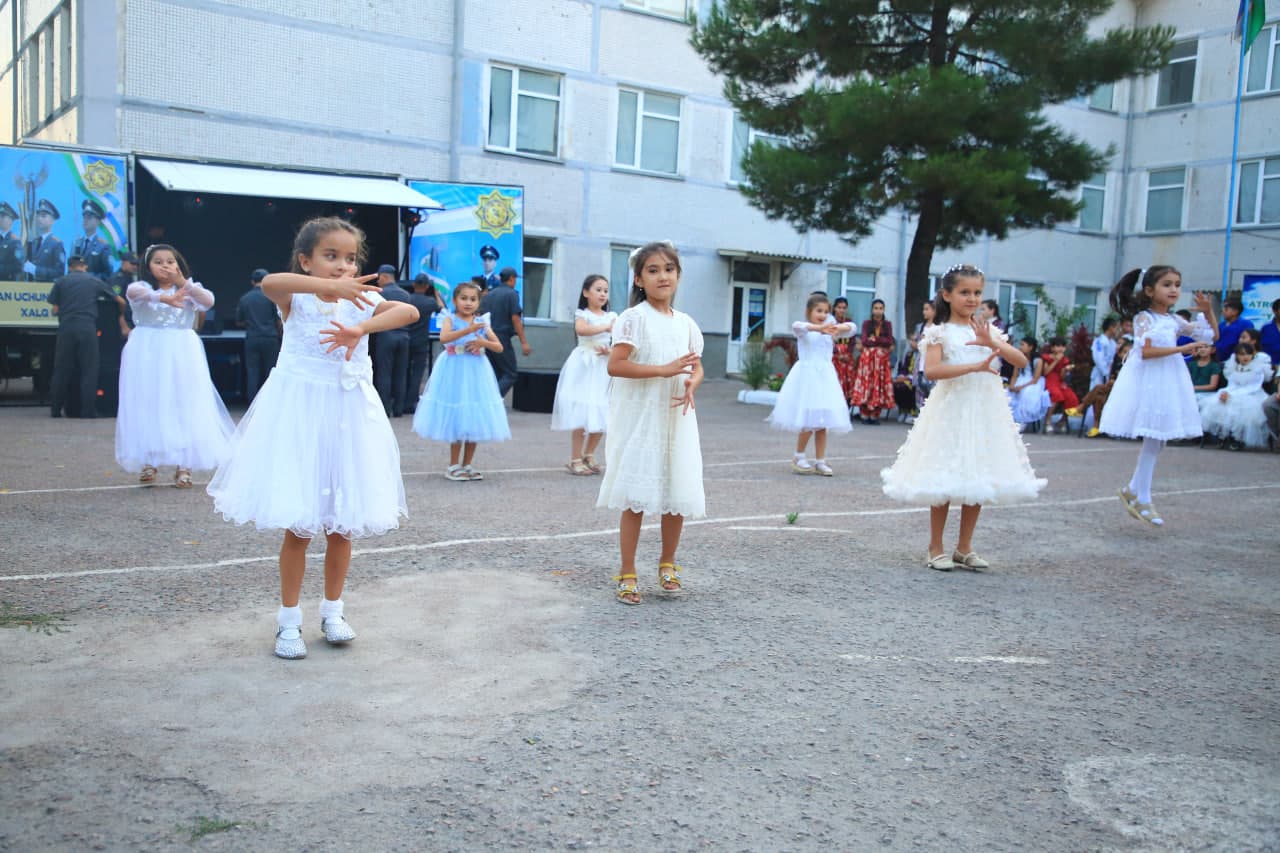 Angrenda harbiy-vatanparvarlik ruhidagi konsert dasturi bo‘lib o‘tdi