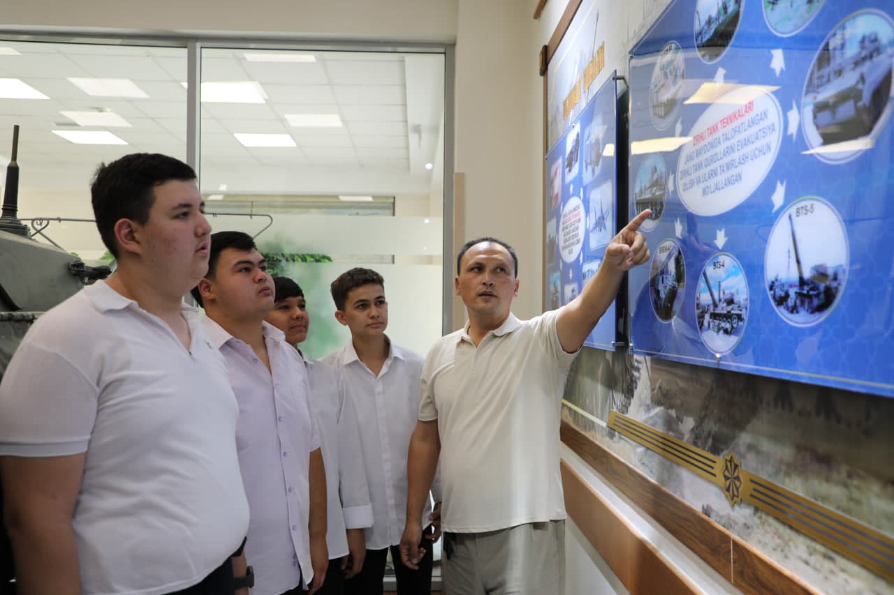 Yoshlar Harbiy xavfsizlik va mudofaa universitetining faoliyati bilan yaqindan tanishdi