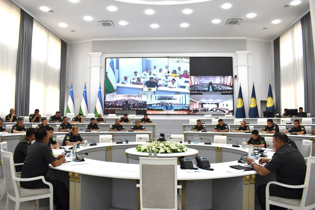 Верховенство закона и служебная дисциплина в военной службе