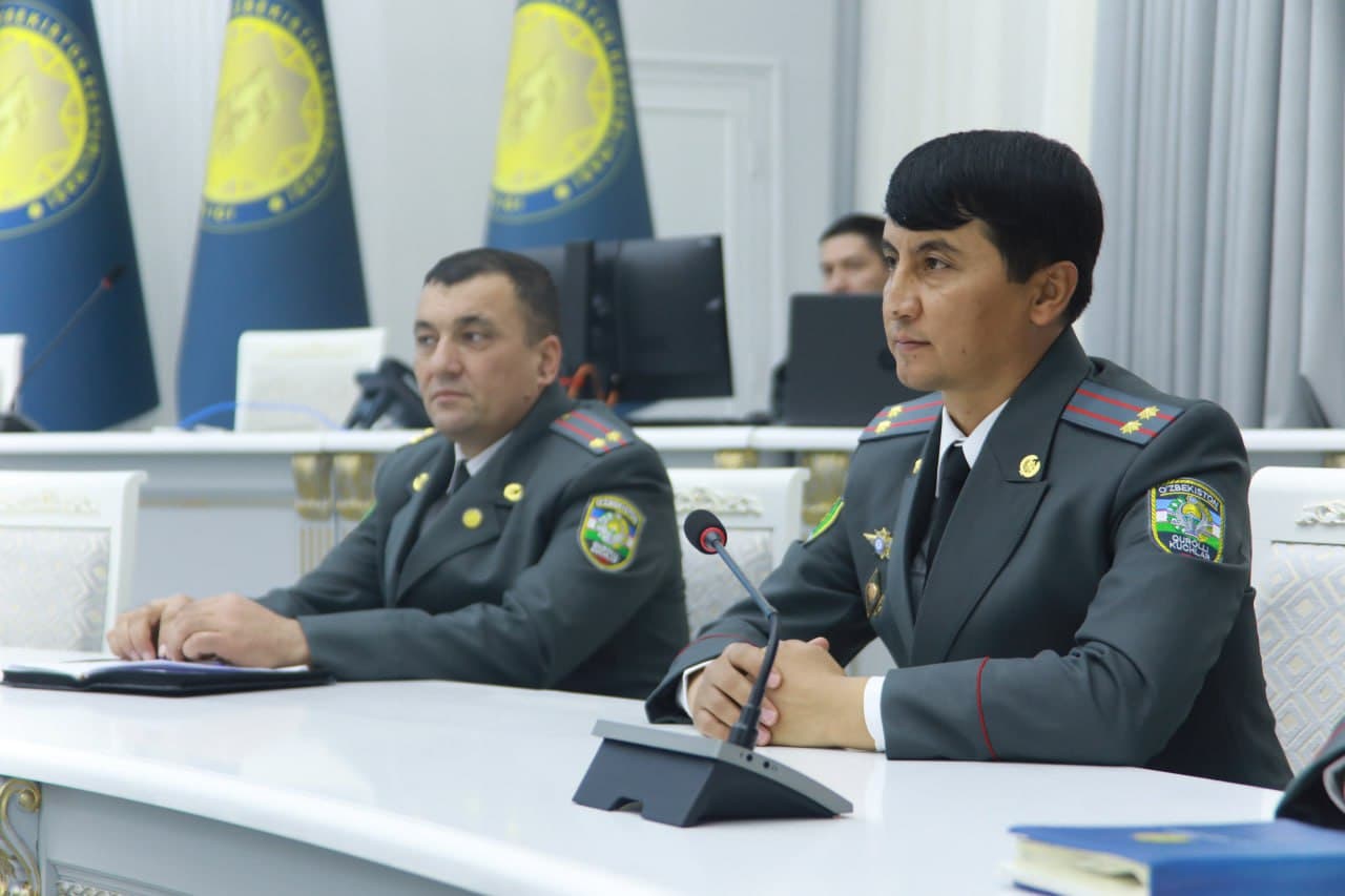 Bosh qomusimiz qabul qilingan kun keng nishonlandi