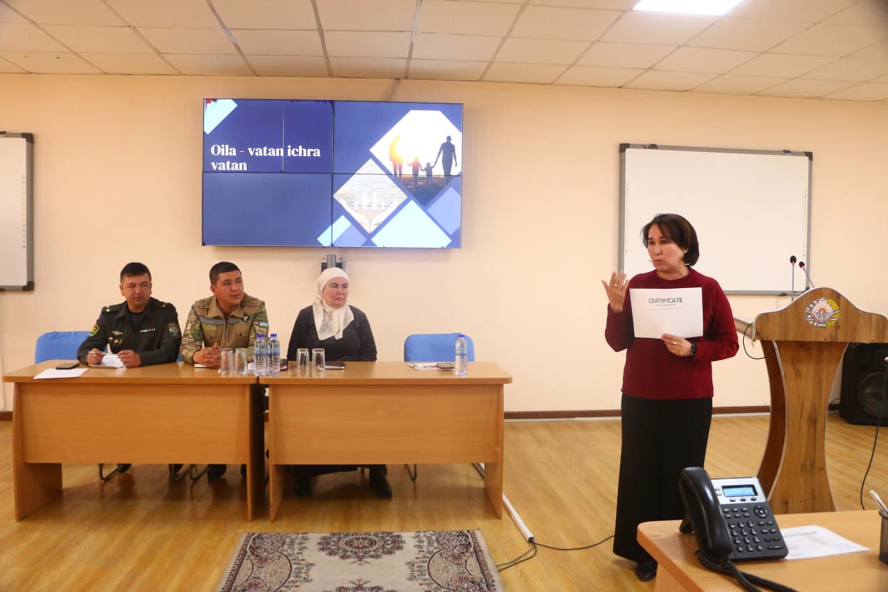 Harbiy oilalar ishtirokida davra suhbati va chuqurlashtirilgan tibbiy ko‘rik o‘tkazildi