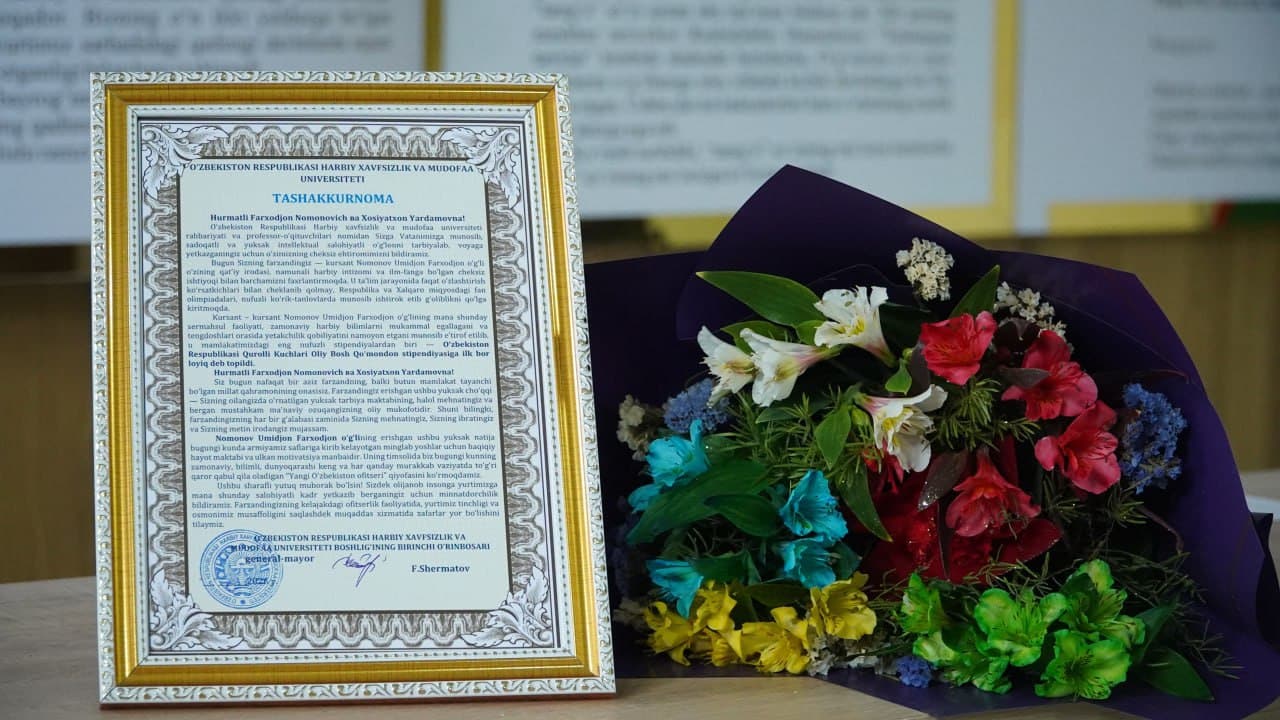 “Oliy Bosh Qo‘mondon” davlat stipendiyasi sohiblarini ota-onalariga tashakkurnomalar topshirildi