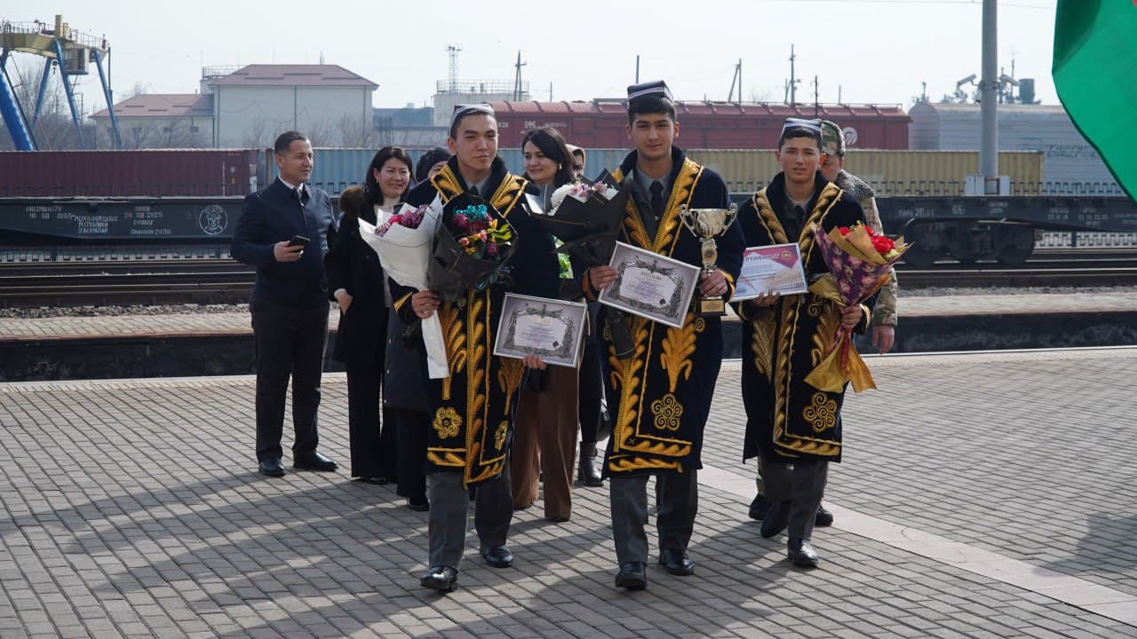 Temurbeklar maktabi o‘quvchilari xalqaro olimpiadada yetakchilar safidan joy oldi