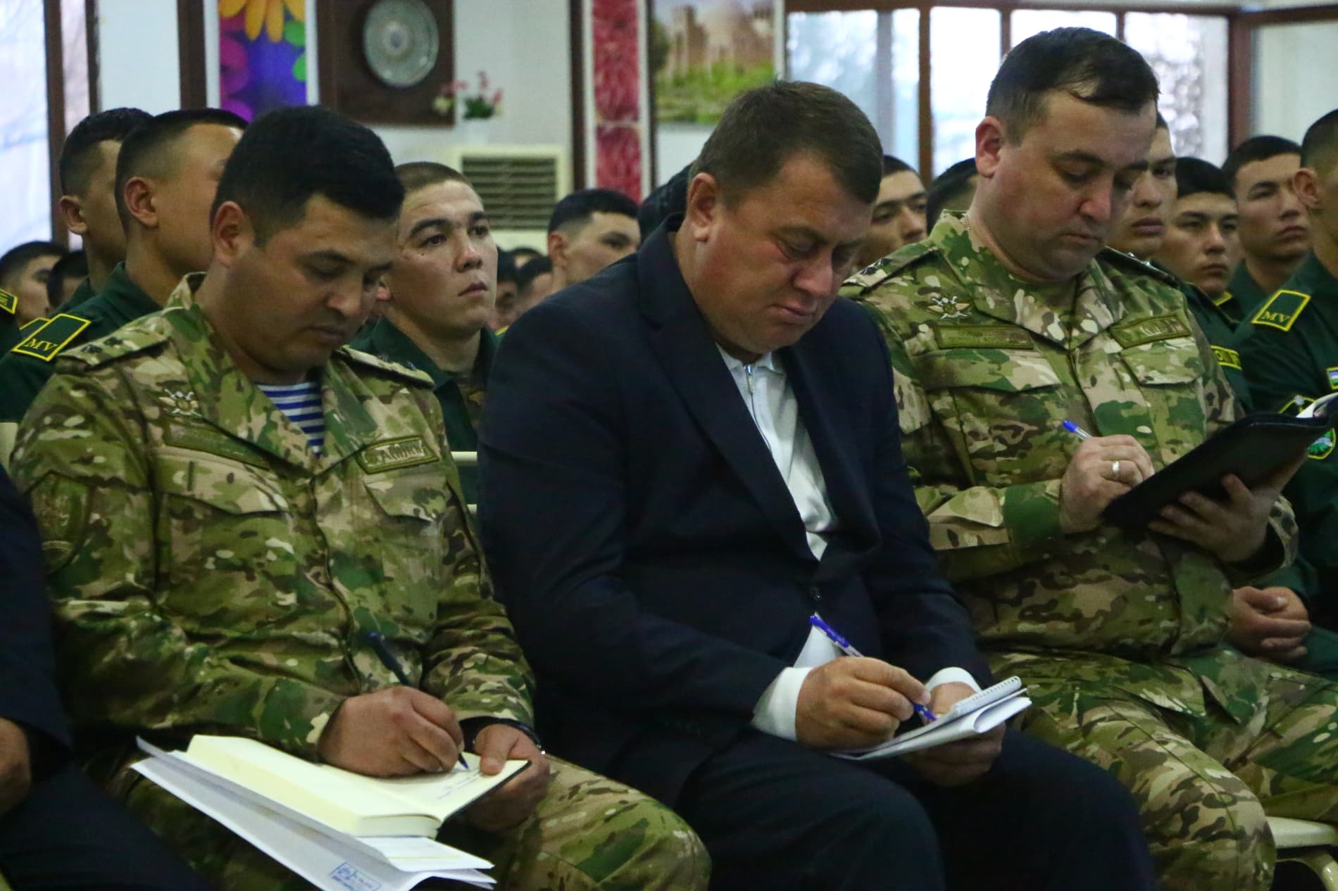 В центре внимания завтрашний день защитников Родины