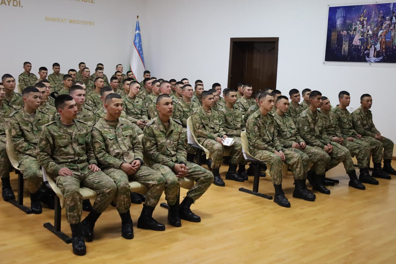 Harbiy xizmatchilar kiberjinoyatlardan himoyalanish bo‘yicha bilimlarini mustahkamladi