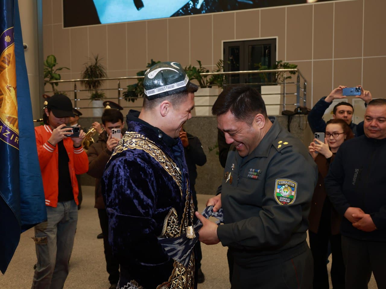 Gʻalaba bilan qaytgan kapitan Bektemir Meliqoʻziyev tantanali kutib olindi