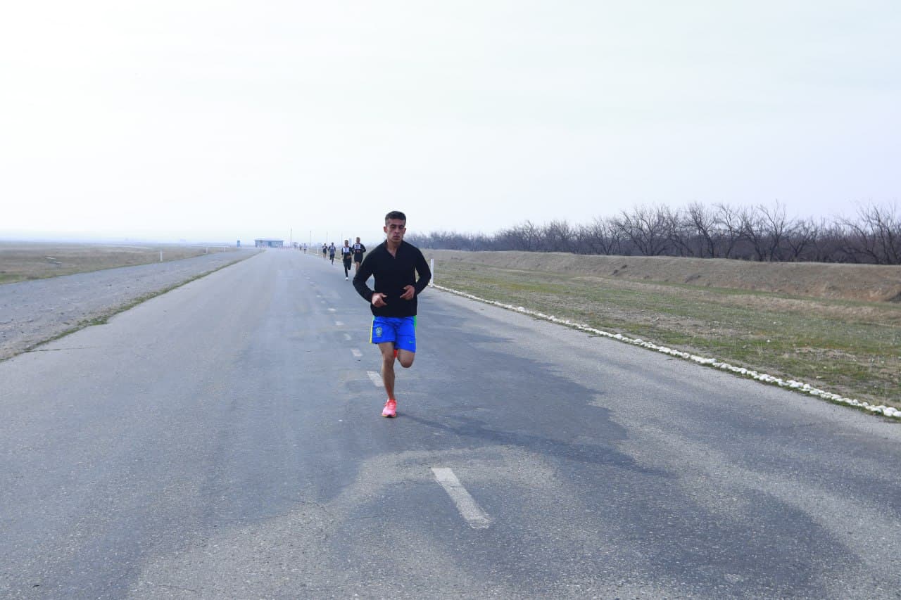 Sharqiy harbiy okrugda “Qo‘mondon kubogi” uchun marafon o‘tkazildi