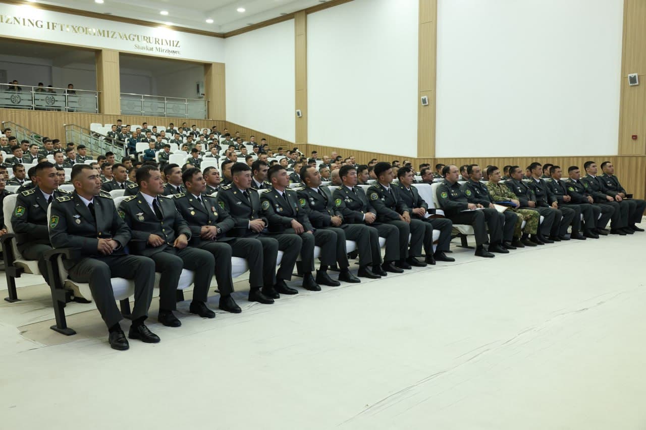 Serjantlar tayyorlash oliy maktabi faoliyati tanqidiy-tahliliy ruhda muhokama qilinib, istiqboldagi vazifalar belgilandi