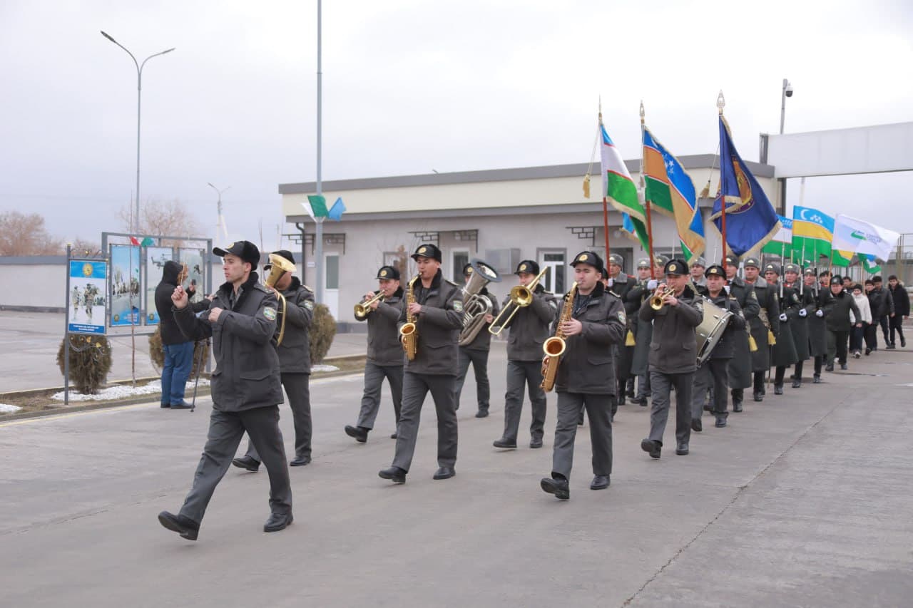 Nukusda “Harbiy qismda bir kun” loyihasi tashkil etildi
