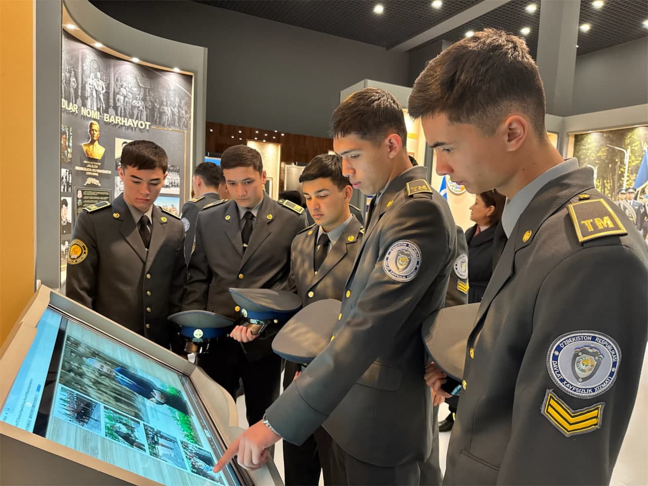 Quruqlikdagi qo‘shinlar instituti yoshlar nigohida