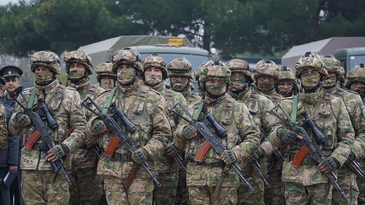 “Shijoat va gʻayrat” harbiy-sport musobaqasiga start berildi