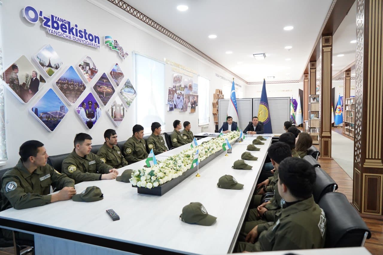 Yoshlar harbiy hayot maktabida toblandi